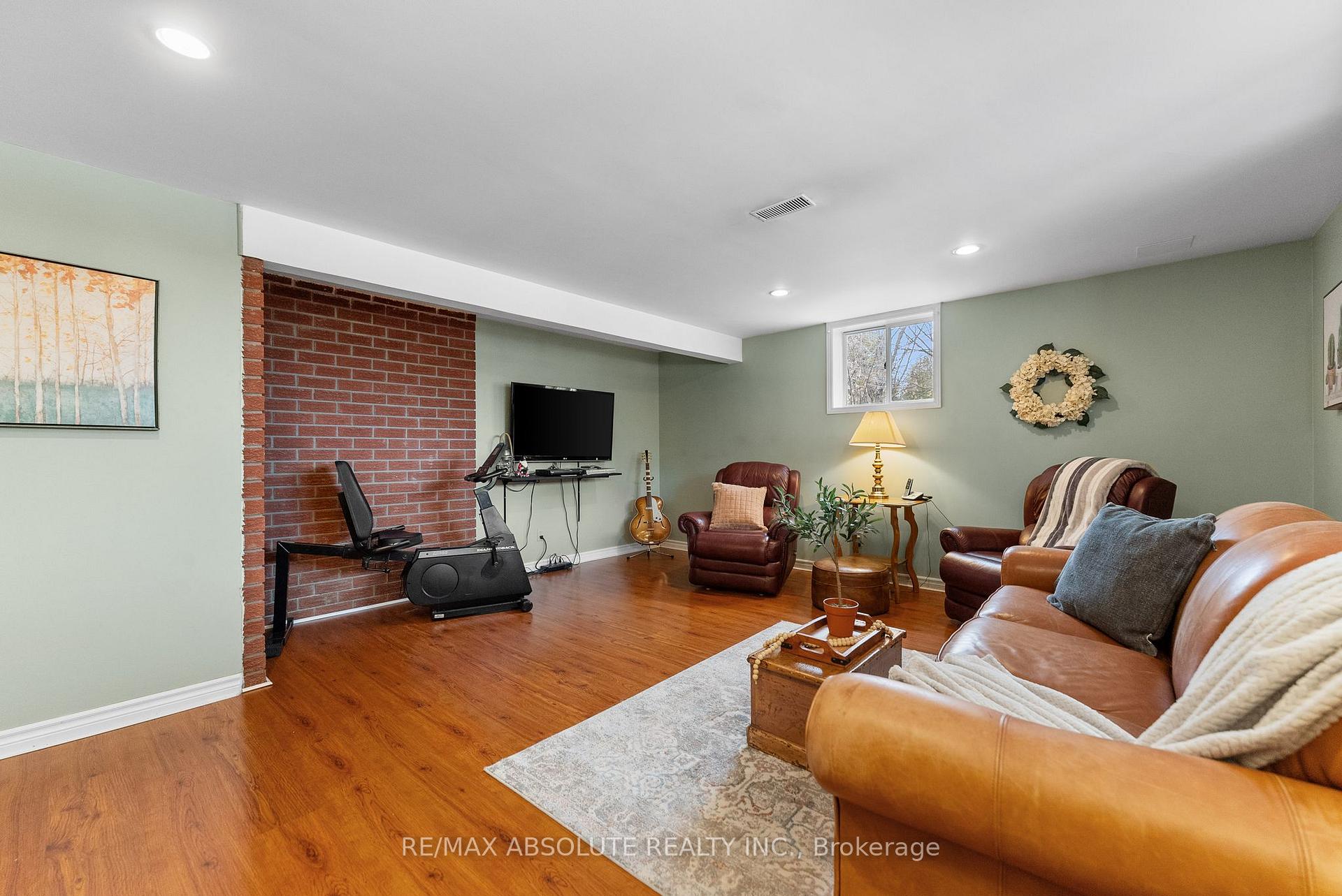 Photo 21 of 864 McLachlan Road, McNab/Braeside, Mcnab/Braeside Twps — HOMEH