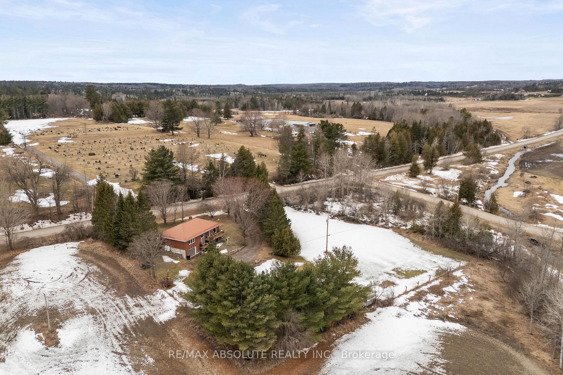 Photo 33 of 864 McLachlan Road, McNab/Braeside, Mcnab/Braeside Twps — HOMEH