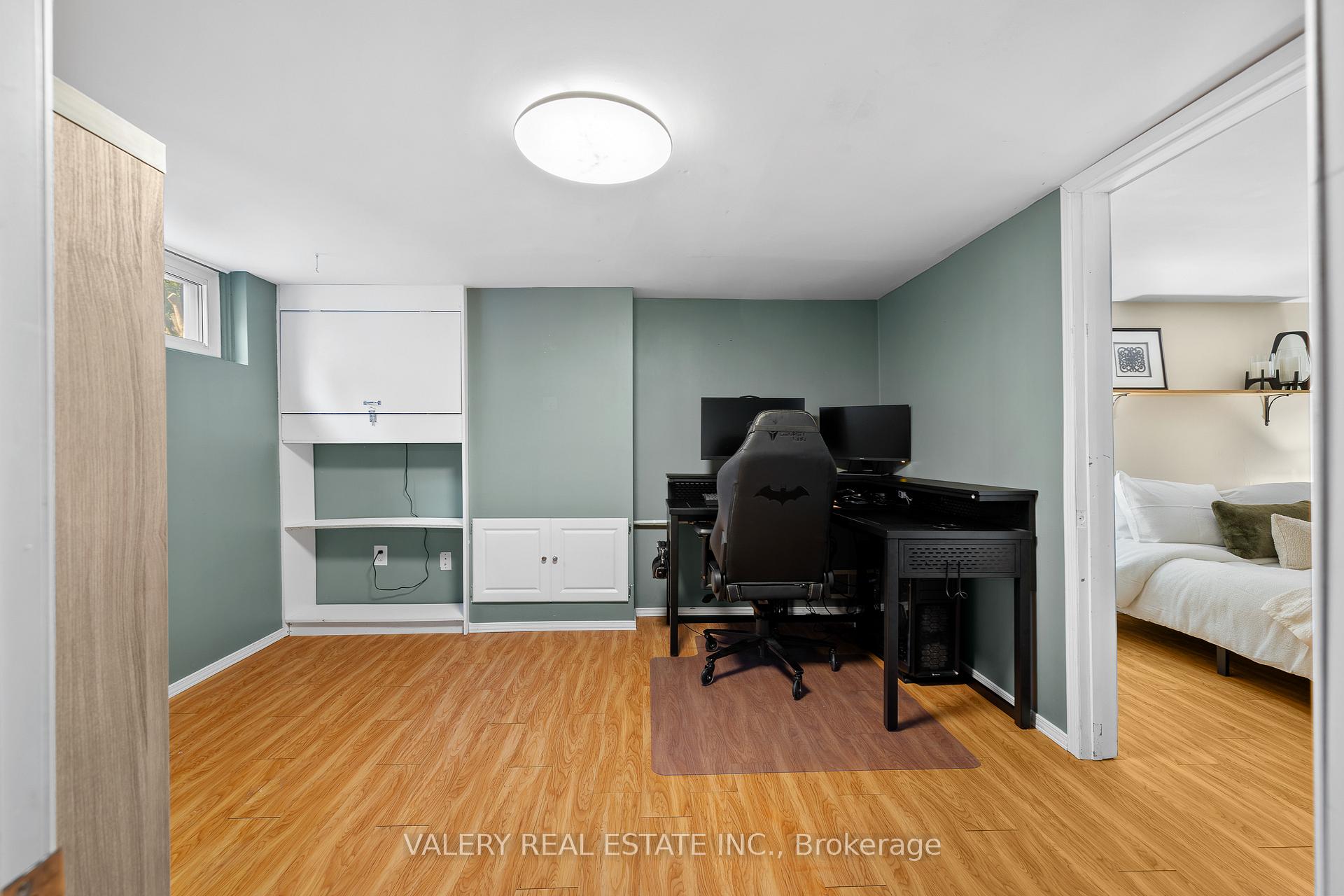 Photo 14 of 121 Adelaide Street, Kitchener, Victoria Hills — HOMEH