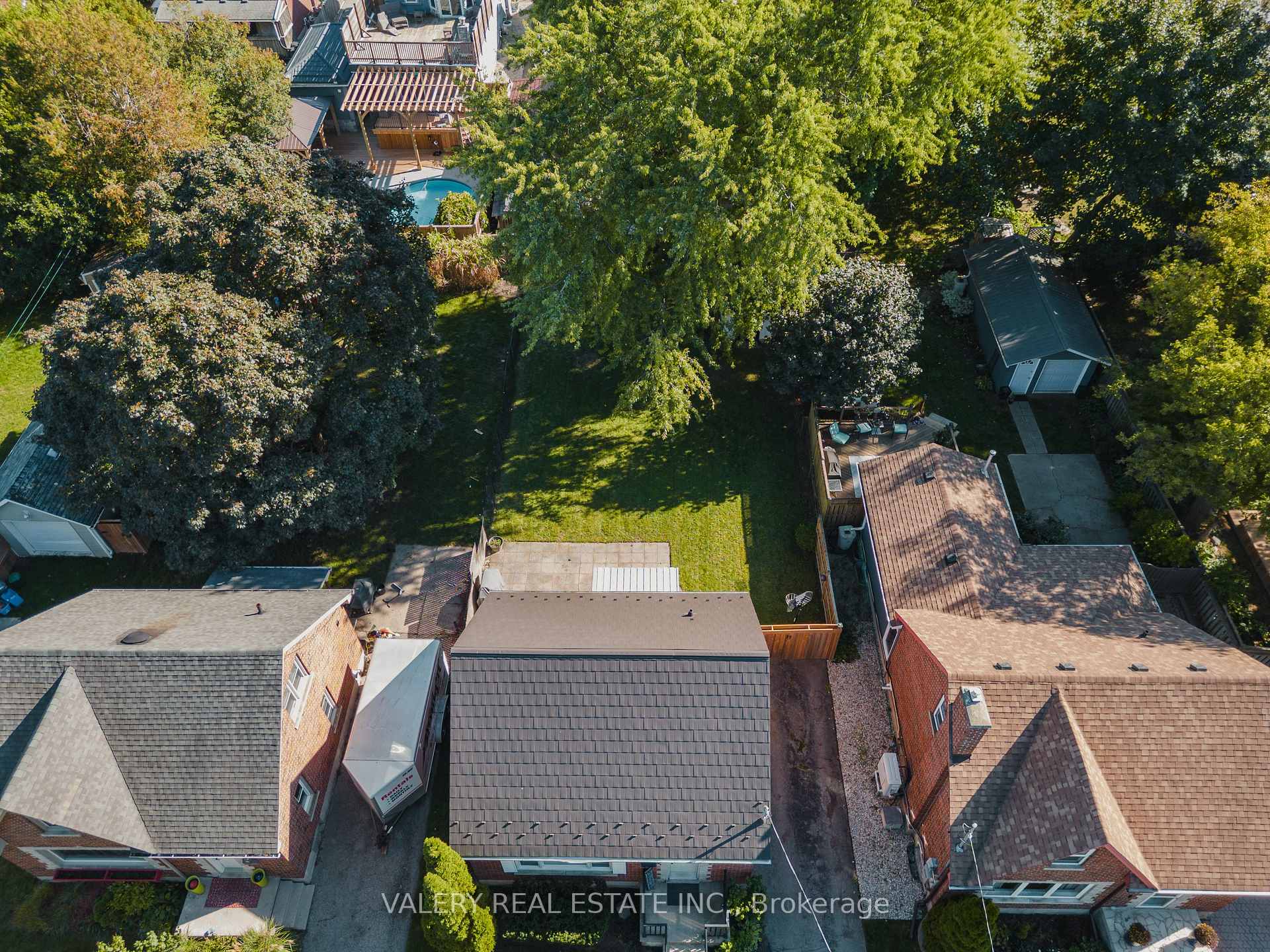 Photo 27 of 121 Adelaide Street, Kitchener, Victoria Hills — HOMEH