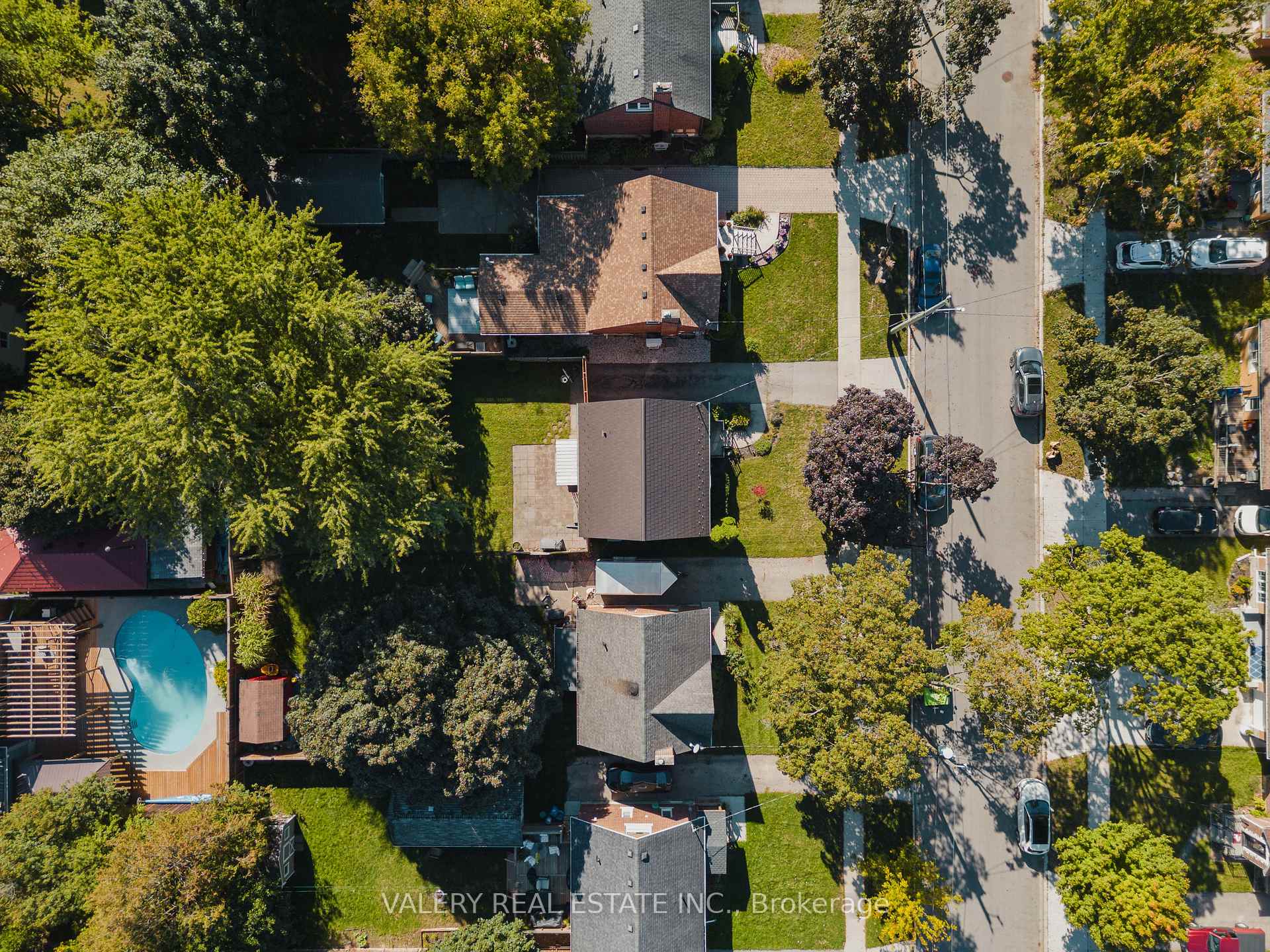 Photo 30 of 121 Adelaide Street, Kitchener, Victoria Hills — HOMEH
