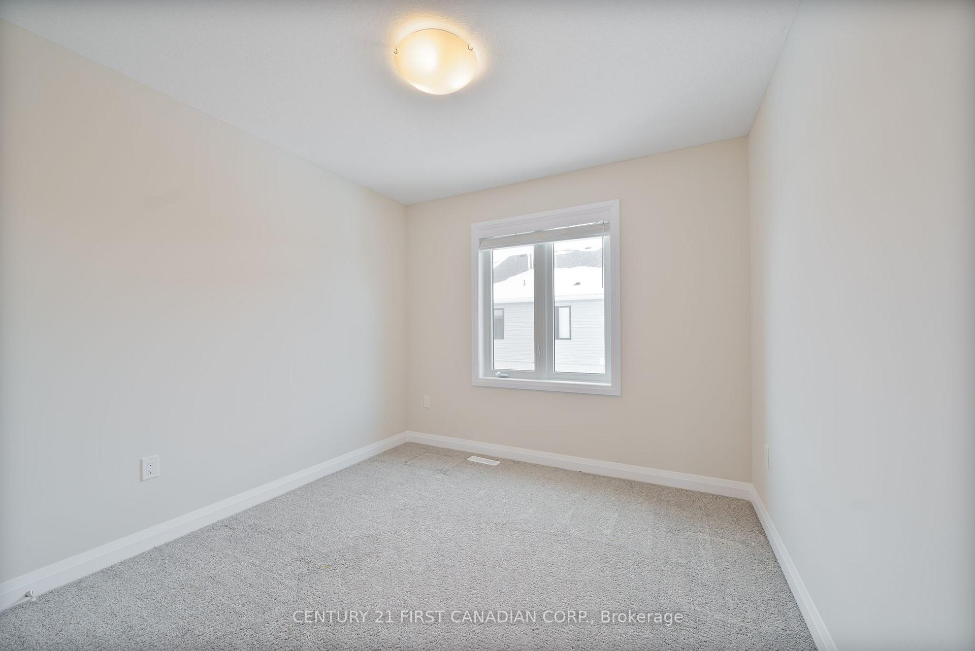 Photo 19 of Unit 34, 1 Miller Drive, Lucan Biddulph, Lucan — HOMEH