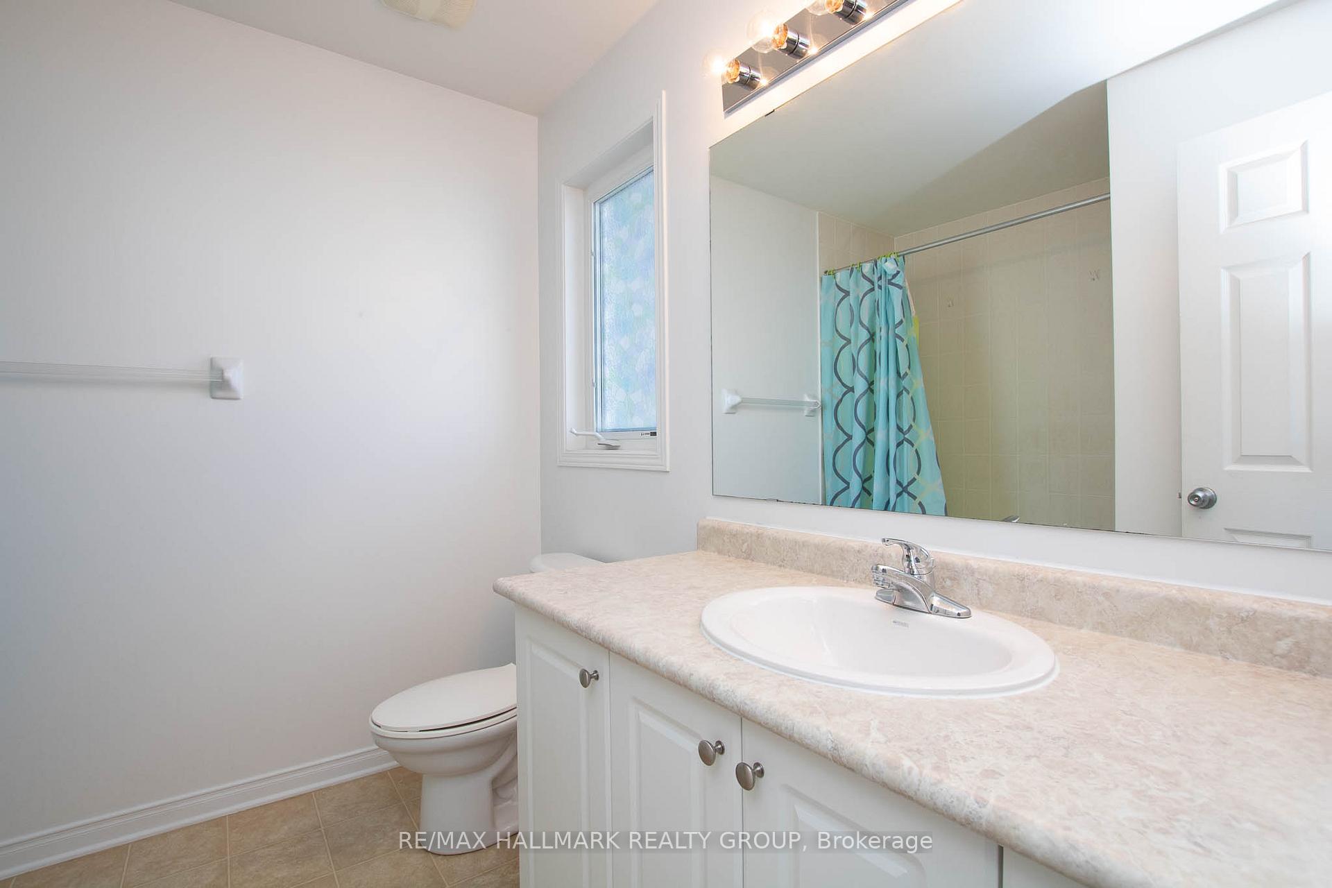 Photo 19 of 126 Lokoya Street, Ottawa, Kanata - Emerald Meadows/Trailwest — HOMEH