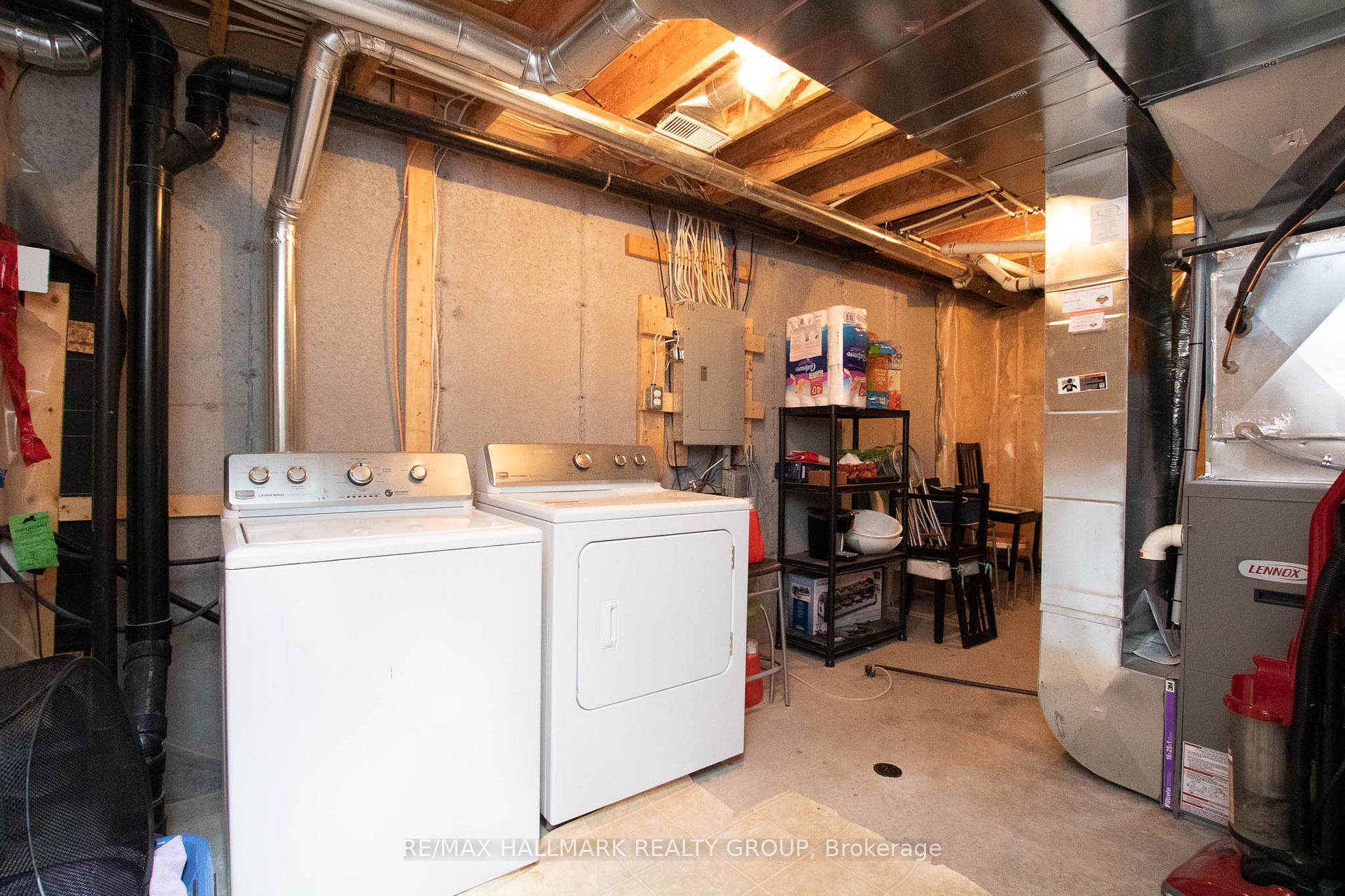 Photo 30 of 126 Lokoya Street, Ottawa, Kanata - Emerald Meadows/Trailwest — HOMEH
