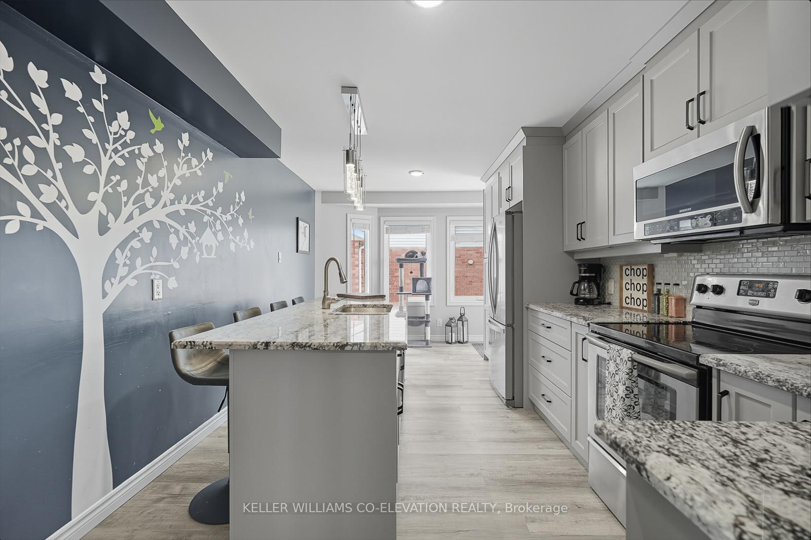 Photo 6 of 286 Tagge Crescent, Kitchener — HOMEH