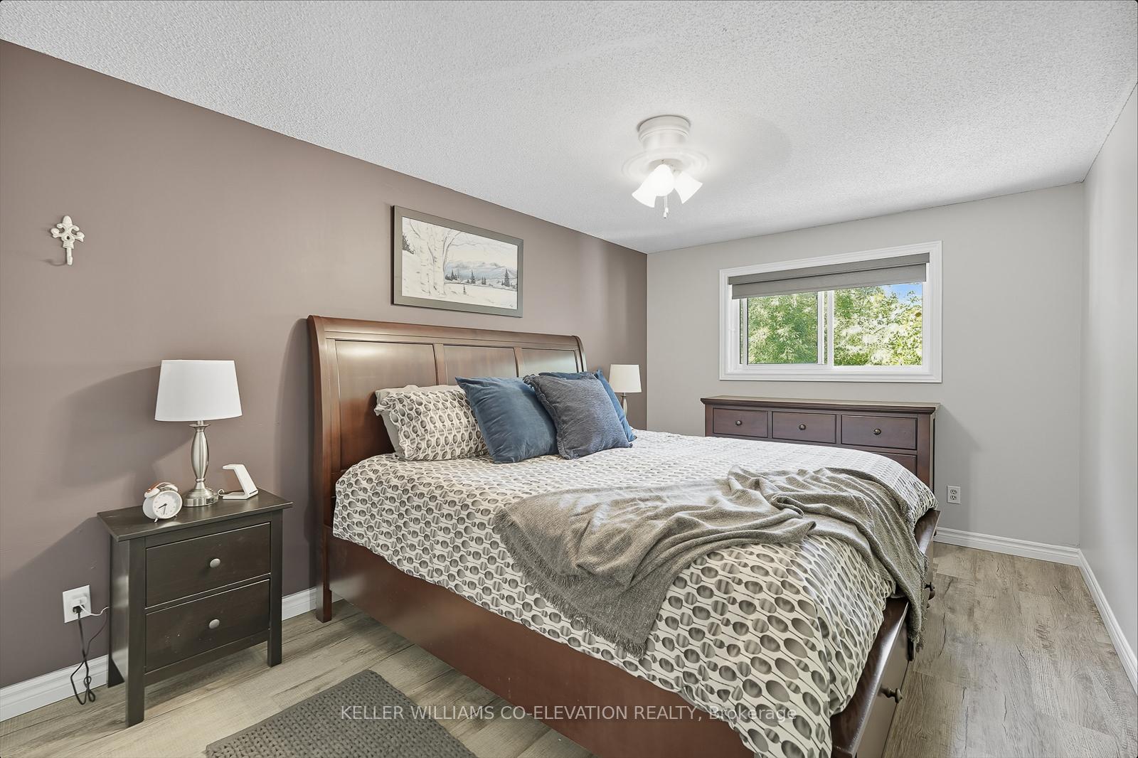 Photo 8 of 286 Tagge Crescent, Kitchener — HOMEH