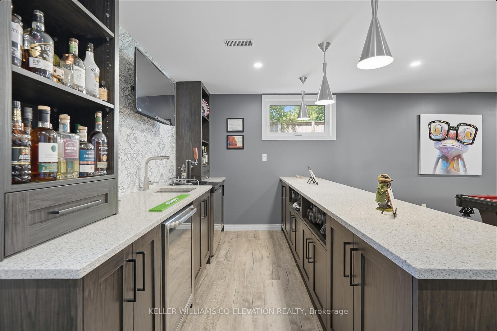 Photo 14 of 286 Tagge Crescent, Kitchener — HOMEH