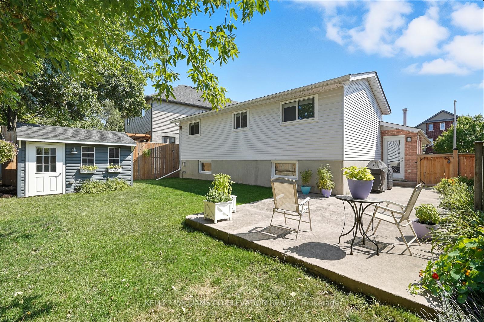 Photo 19 of 286 Tagge Crescent, Kitchener — HOMEH