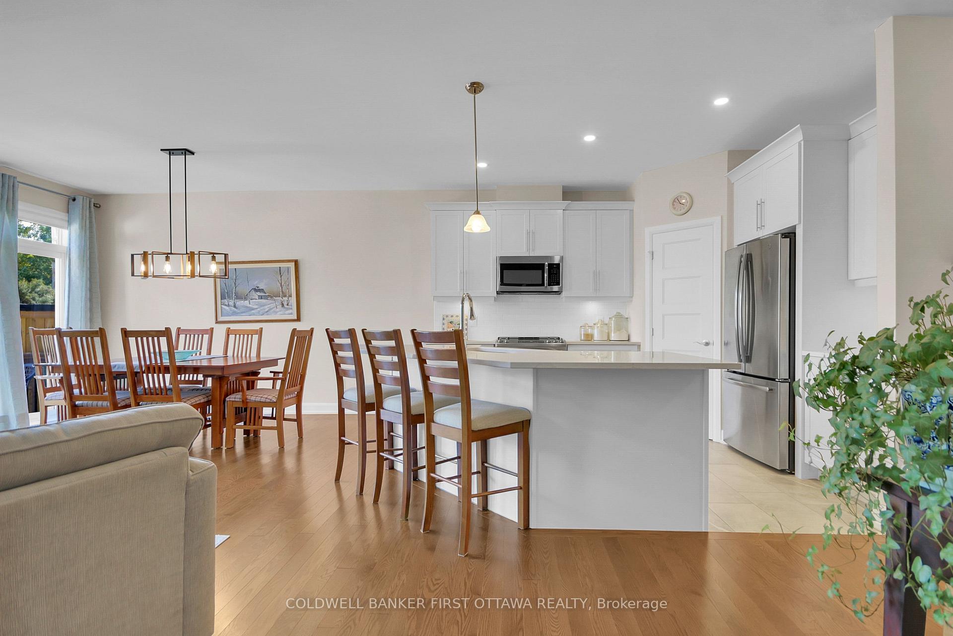 Photo 7 of 893 Artemis Circle, Ottawa, Manotick South to Roger Stevens — HOMEH