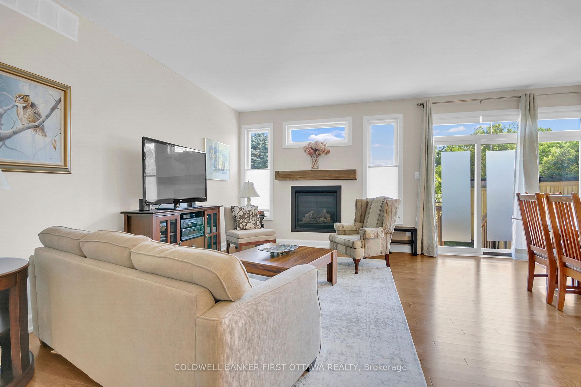 Photo 9 of 893 Artemis Circle, Ottawa, Manotick South to Roger Stevens — HOMEH