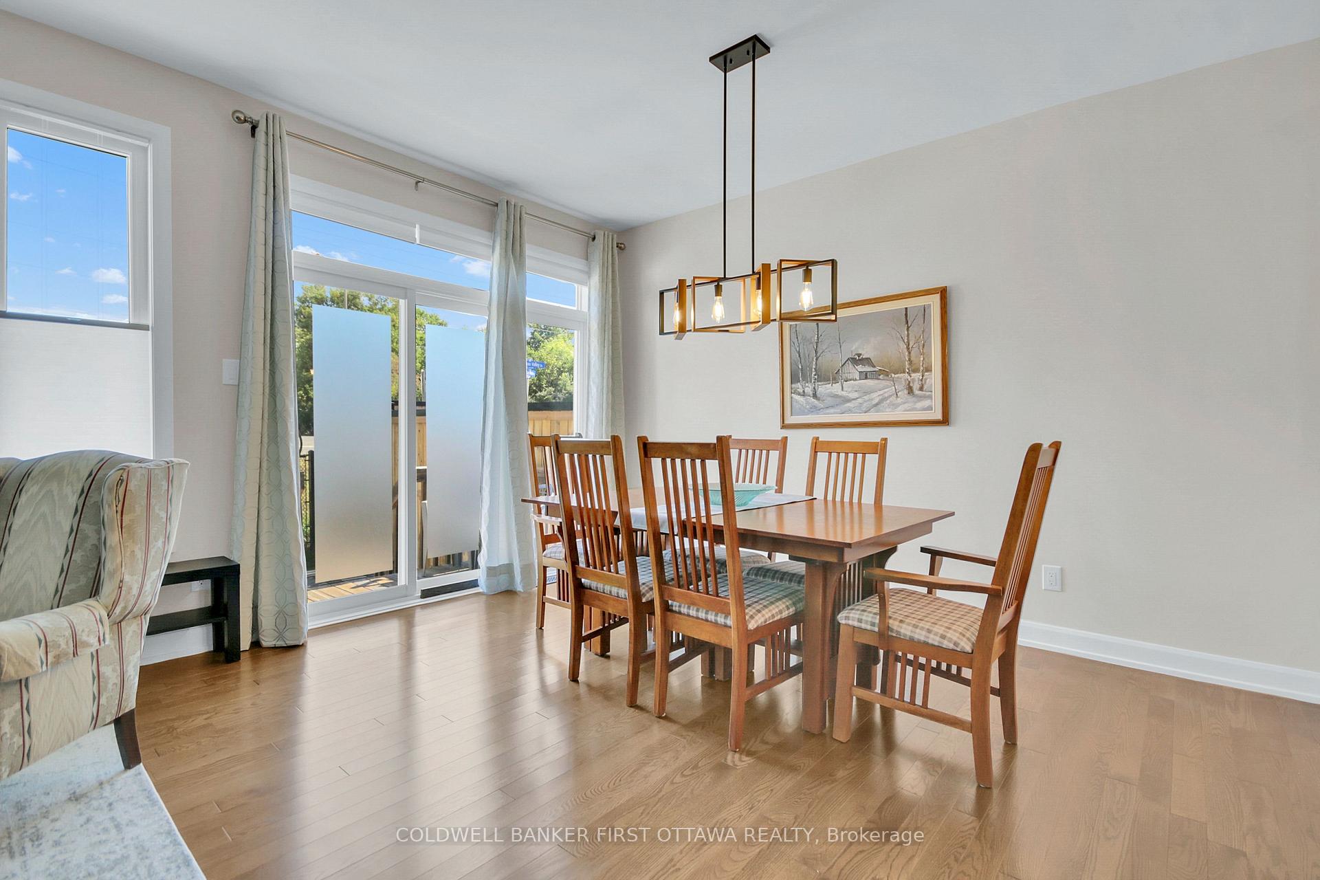 Photo 11 of 893 Artemis Circle, Ottawa, Manotick South to Roger Stevens — HOMEH