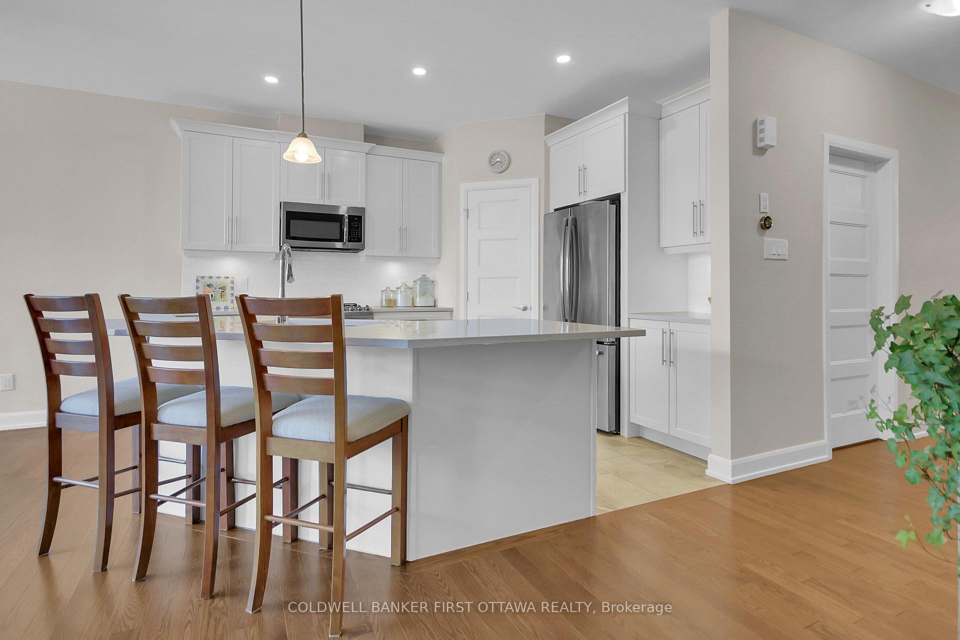 Photo 13 of 893 Artemis Circle, Ottawa, Manotick South to Roger Stevens — HOMEH