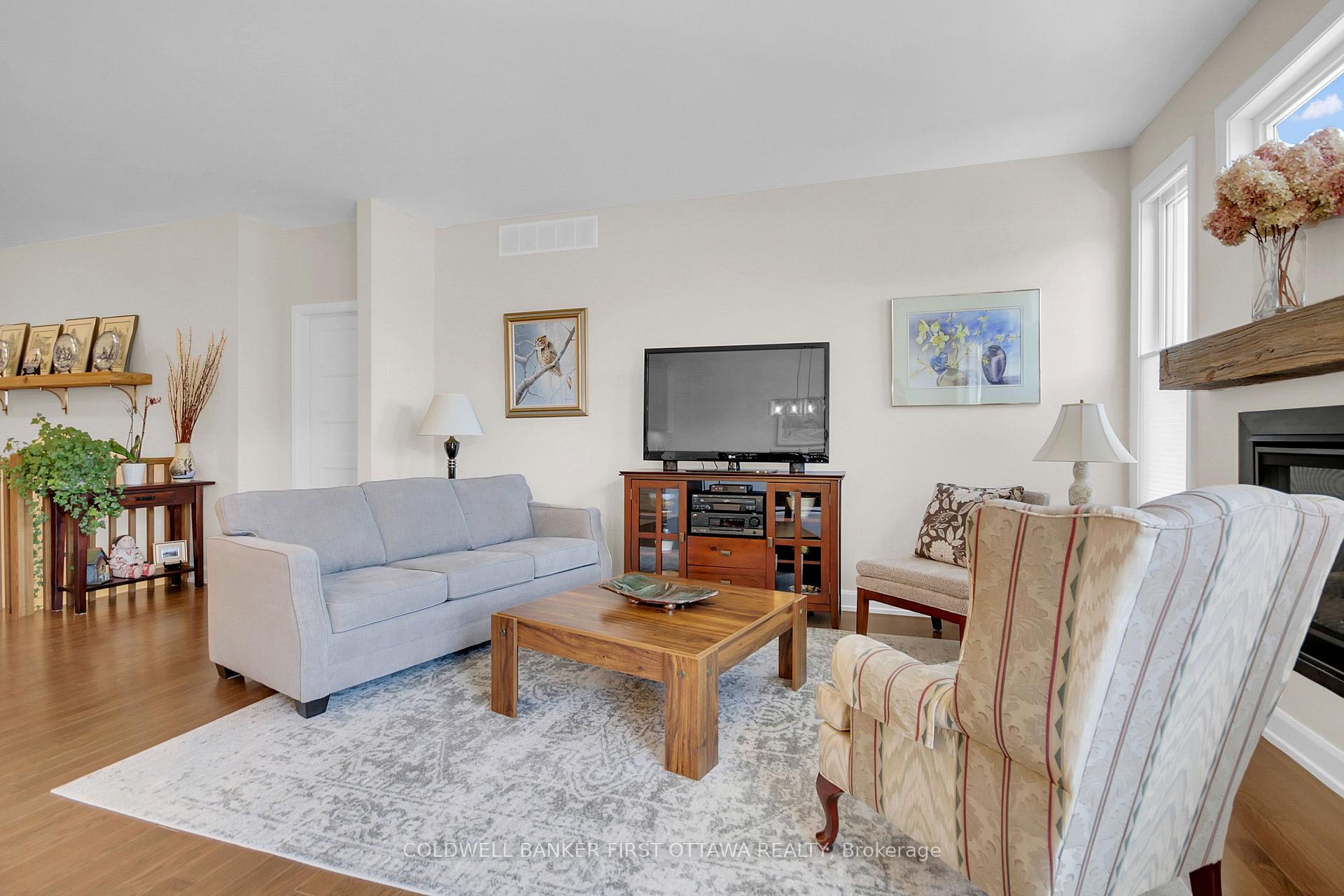 Photo 25 of 893 Artemis Circle, Ottawa, Manotick South to Roger Stevens — HOMEH