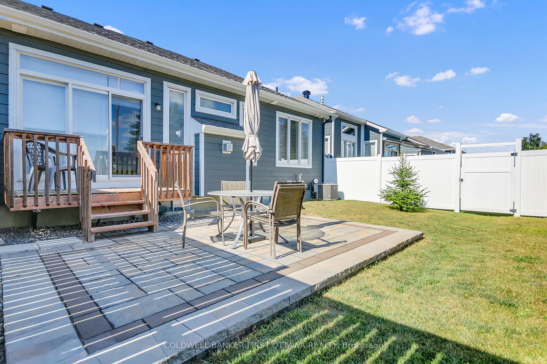 Photo 30 of 893 Artemis Circle, Ottawa, Manotick South to Roger Stevens — HOMEH