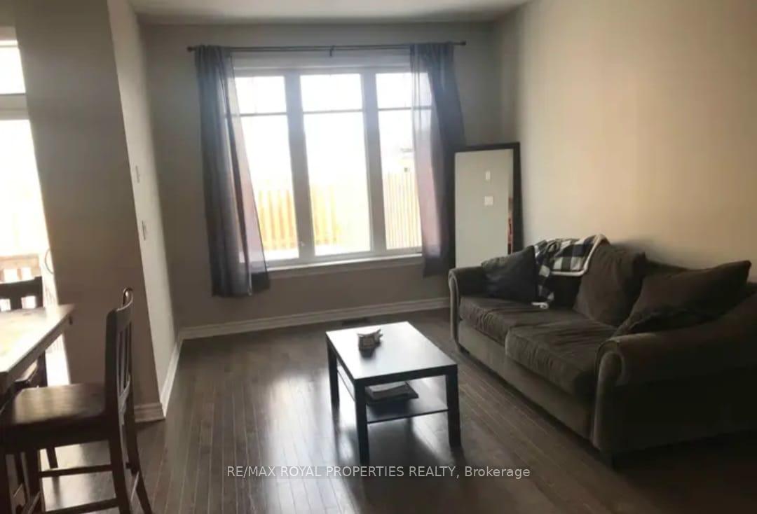 Photo 3 of 1161 Waterside Way, Kingston, Kingston East (Incl Barret Crt) — HOMEH