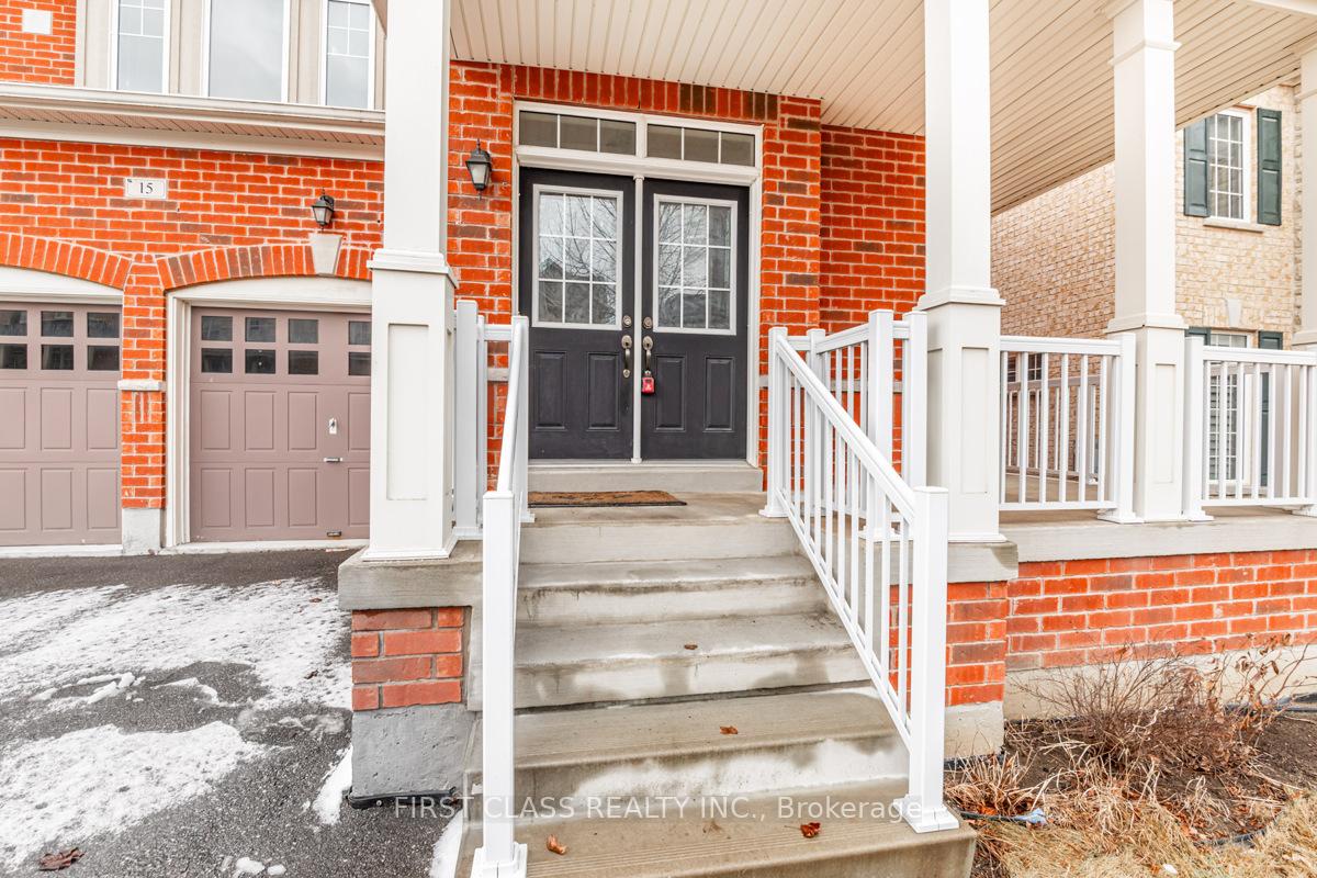 Photo 2 of 15 Hua Du Avenue, Markham, Berczy — HOMEH