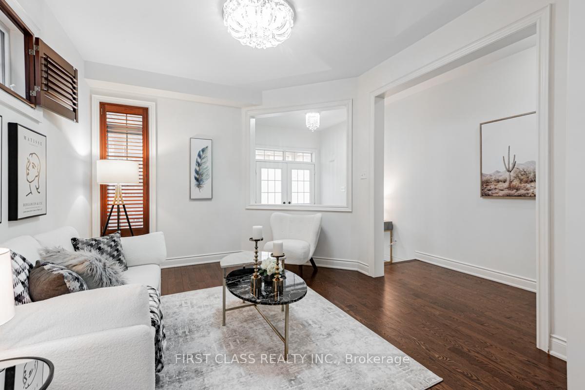 Photo 4 of 15 Hua Du Avenue, Markham, Berczy — HOMEH