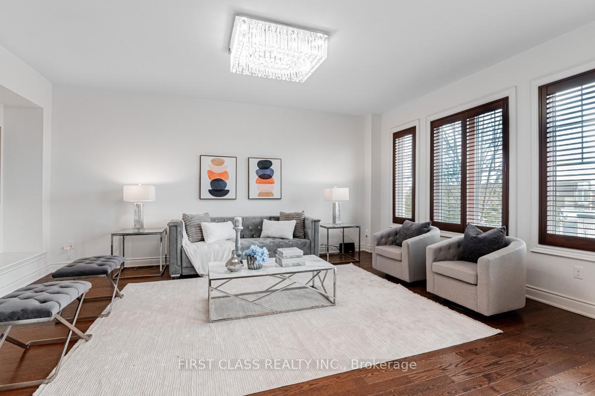 Photo 8 of 15 Hua Du Avenue, Markham, Berczy — HOMEH