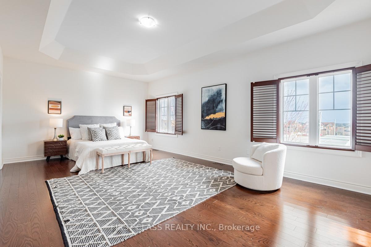 Photo 20 of 15 Hua Du Avenue, Markham, Berczy — HOMEH