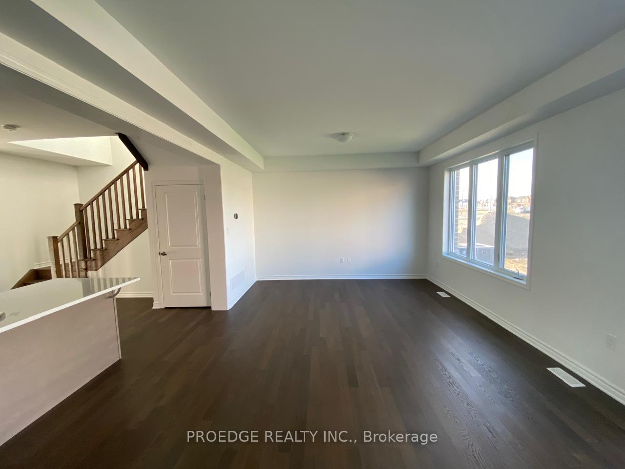 Photo 3 of 316 Rosenberg Way E, Kitchener — HOMEH