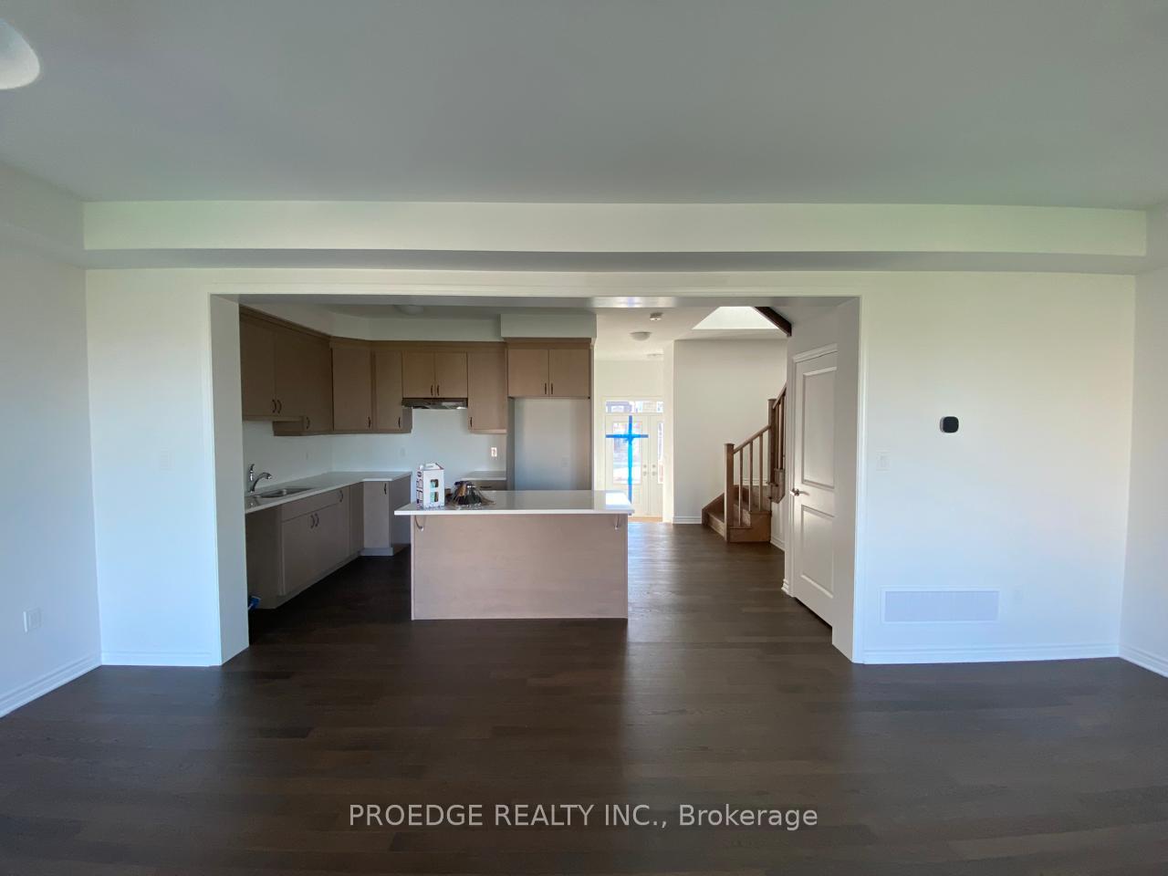 Photo 8 of 316 Rosenberg Way E, Kitchener — HOMEH