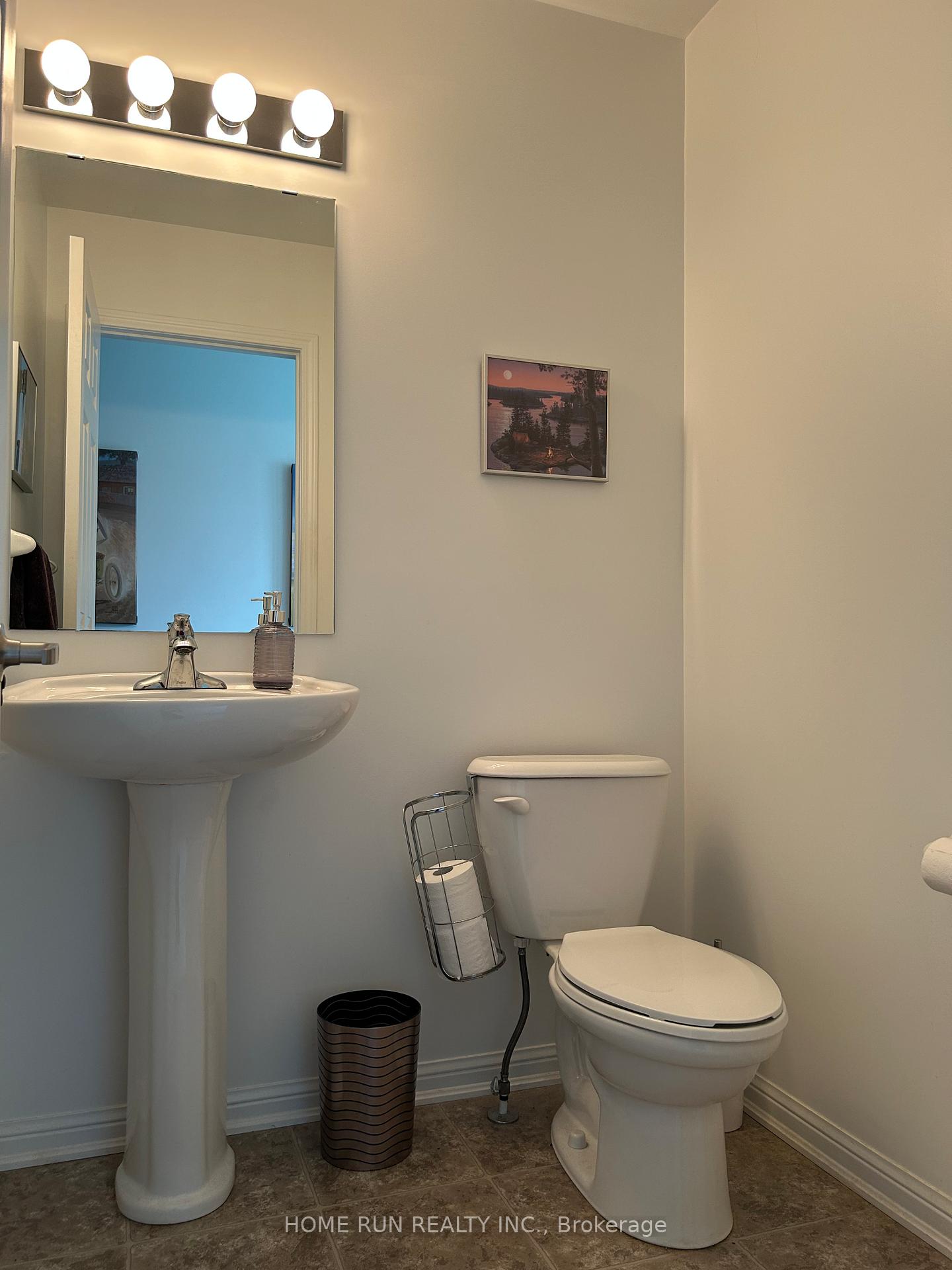 Photo 3 of 139 Battersea Crescent, Ottawa, Kanata - Kanata Lakes/Heritage Hills — HOMEH