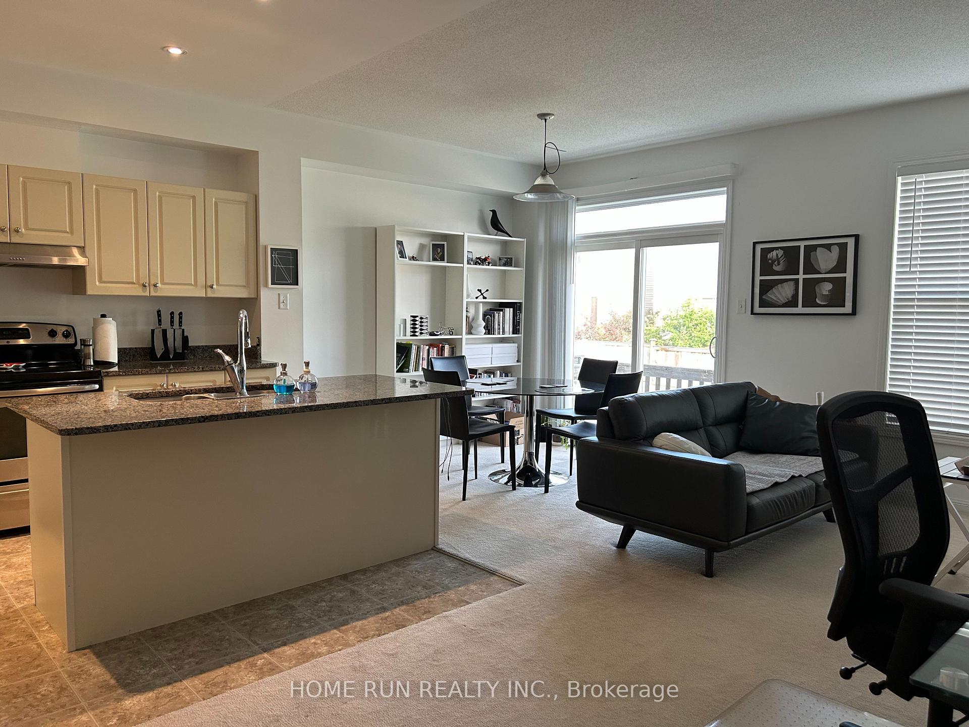Photo 8 of 139 Battersea Crescent, Ottawa, Kanata - Kanata Lakes/Heritage Hills — HOMEH
