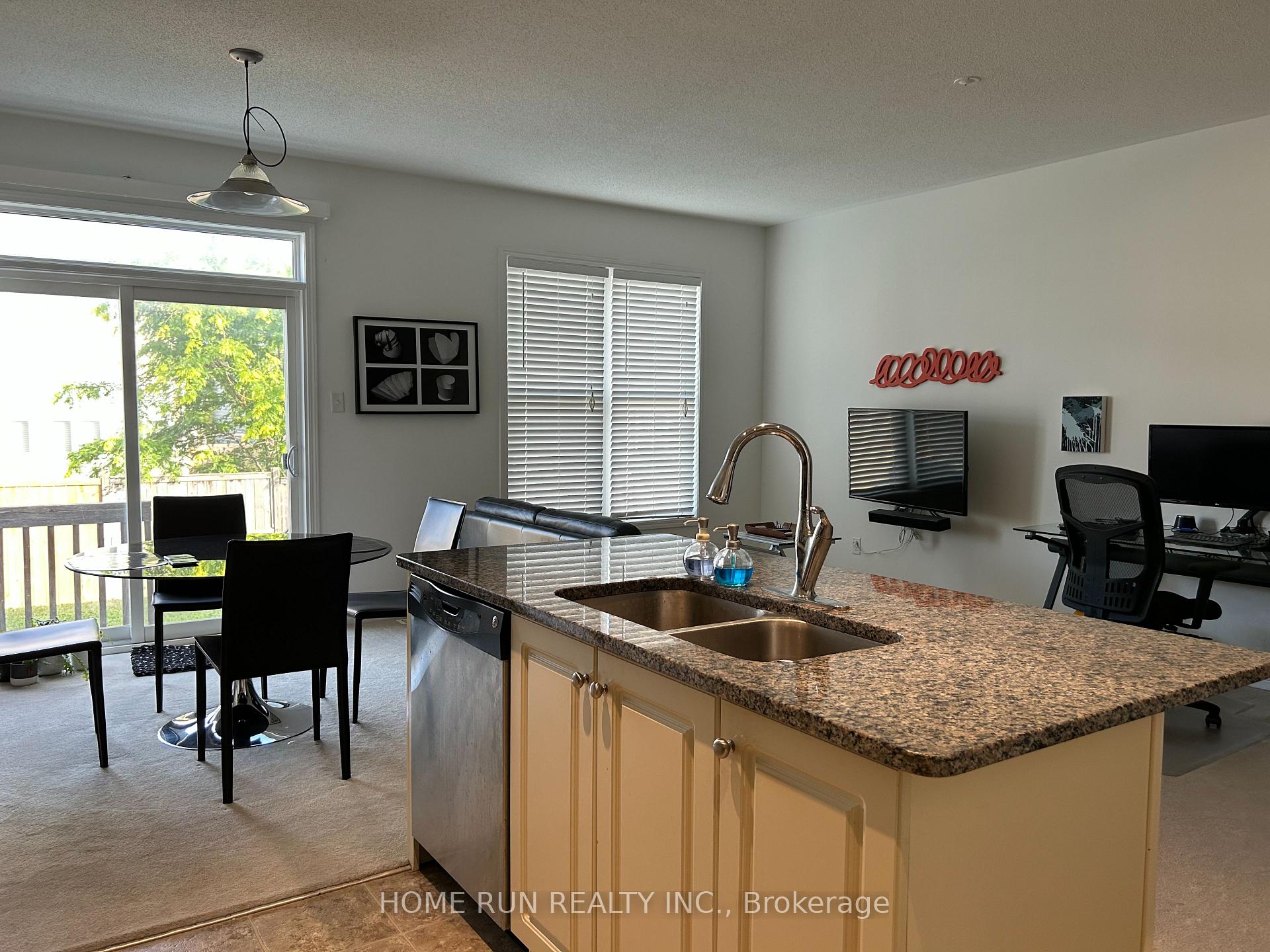 Photo 10 of 139 Battersea Crescent, Ottawa, Kanata - Kanata Lakes/Heritage Hills — HOMEH