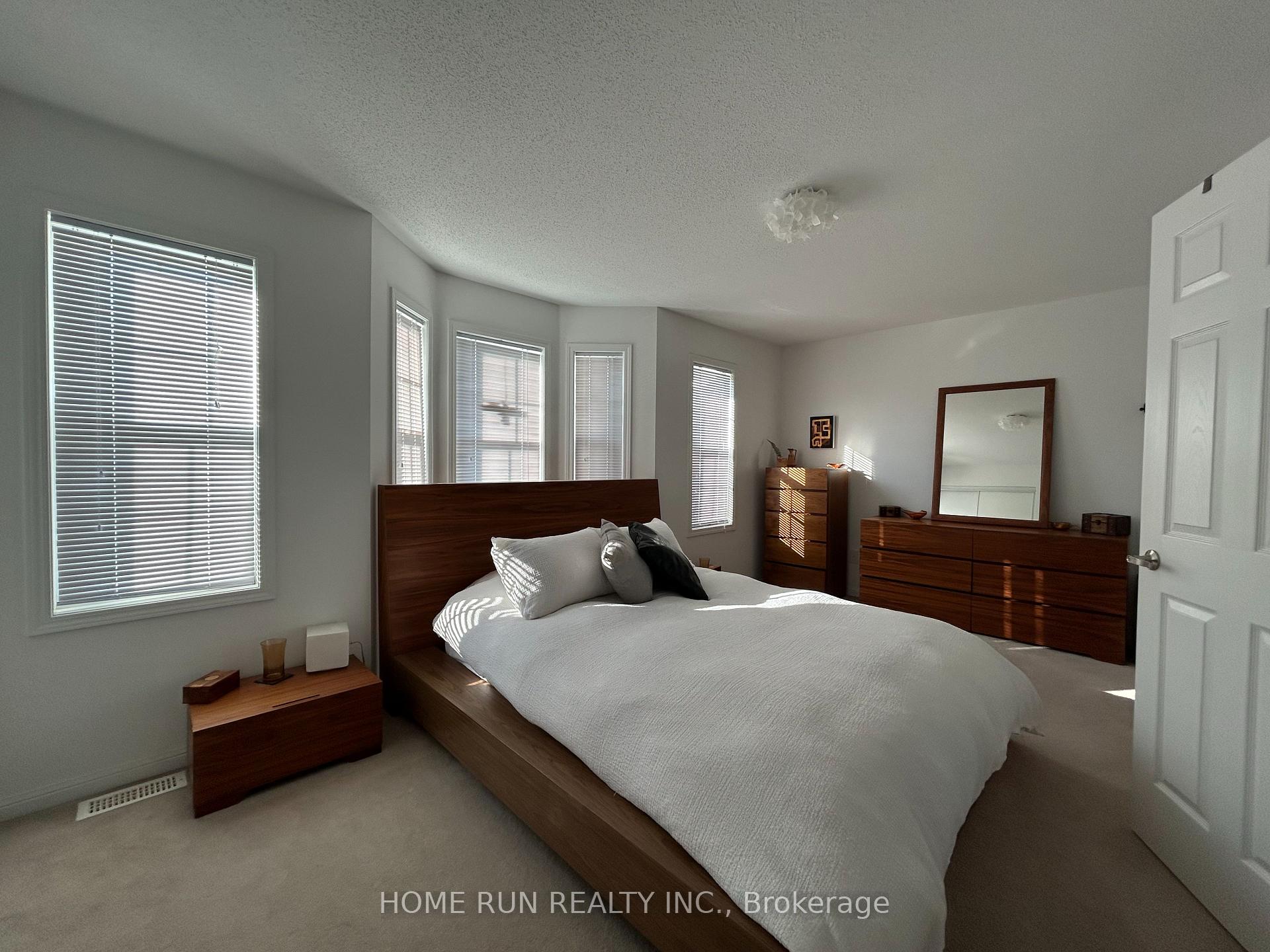 Photo 12 of 139 Battersea Crescent, Ottawa, Kanata - Kanata Lakes/Heritage Hills — HOMEH