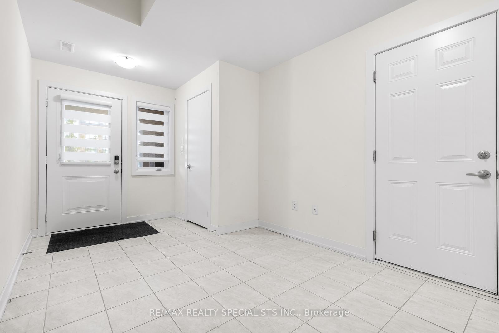 Photo 18 of Unit 135, 590 North Service Road, Hamilton, Stoney Creek — HOMEH