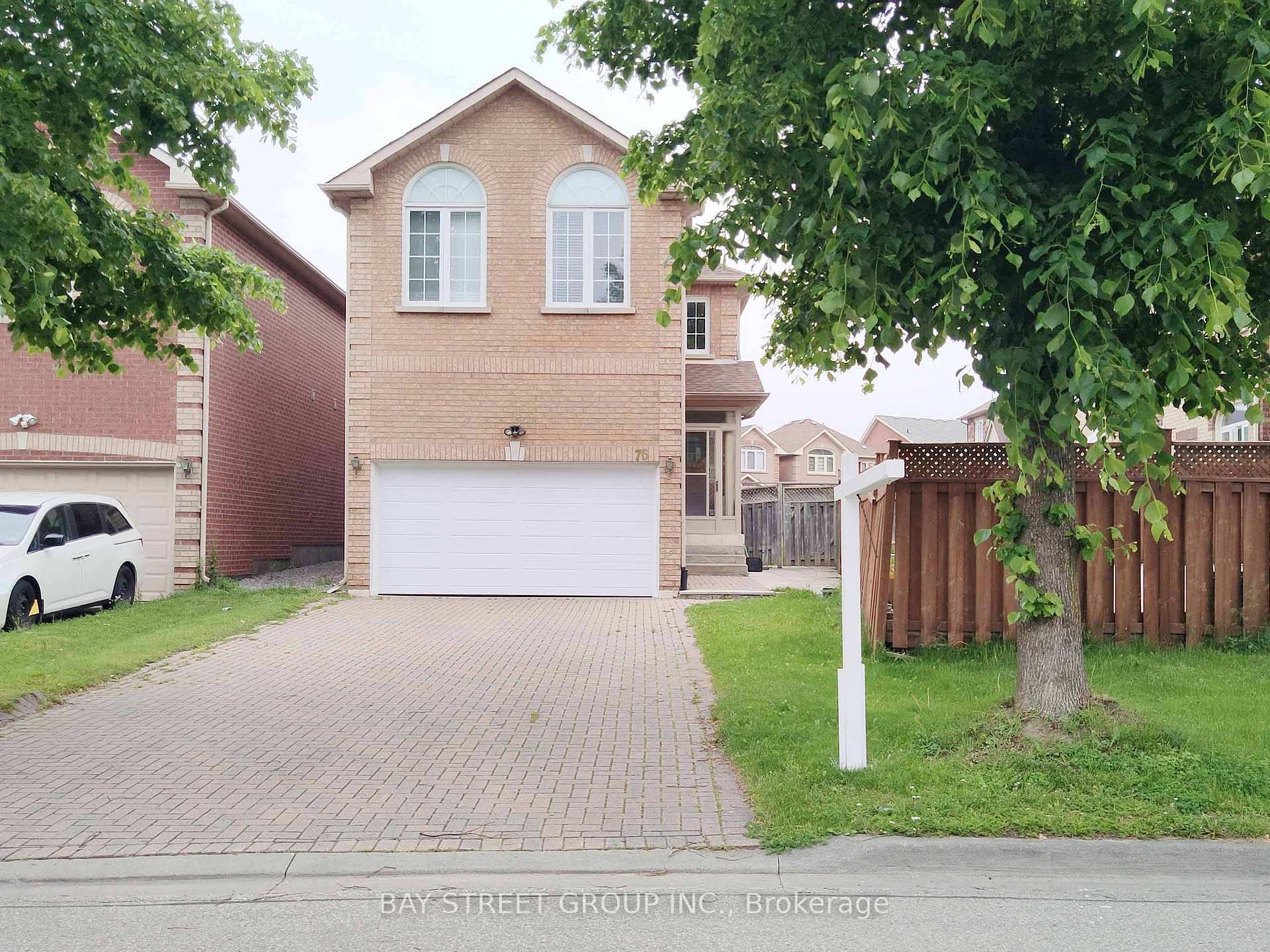 Photo 1 of 76 Greensboro Drive, Markham, Milliken Mills West — HOMEH