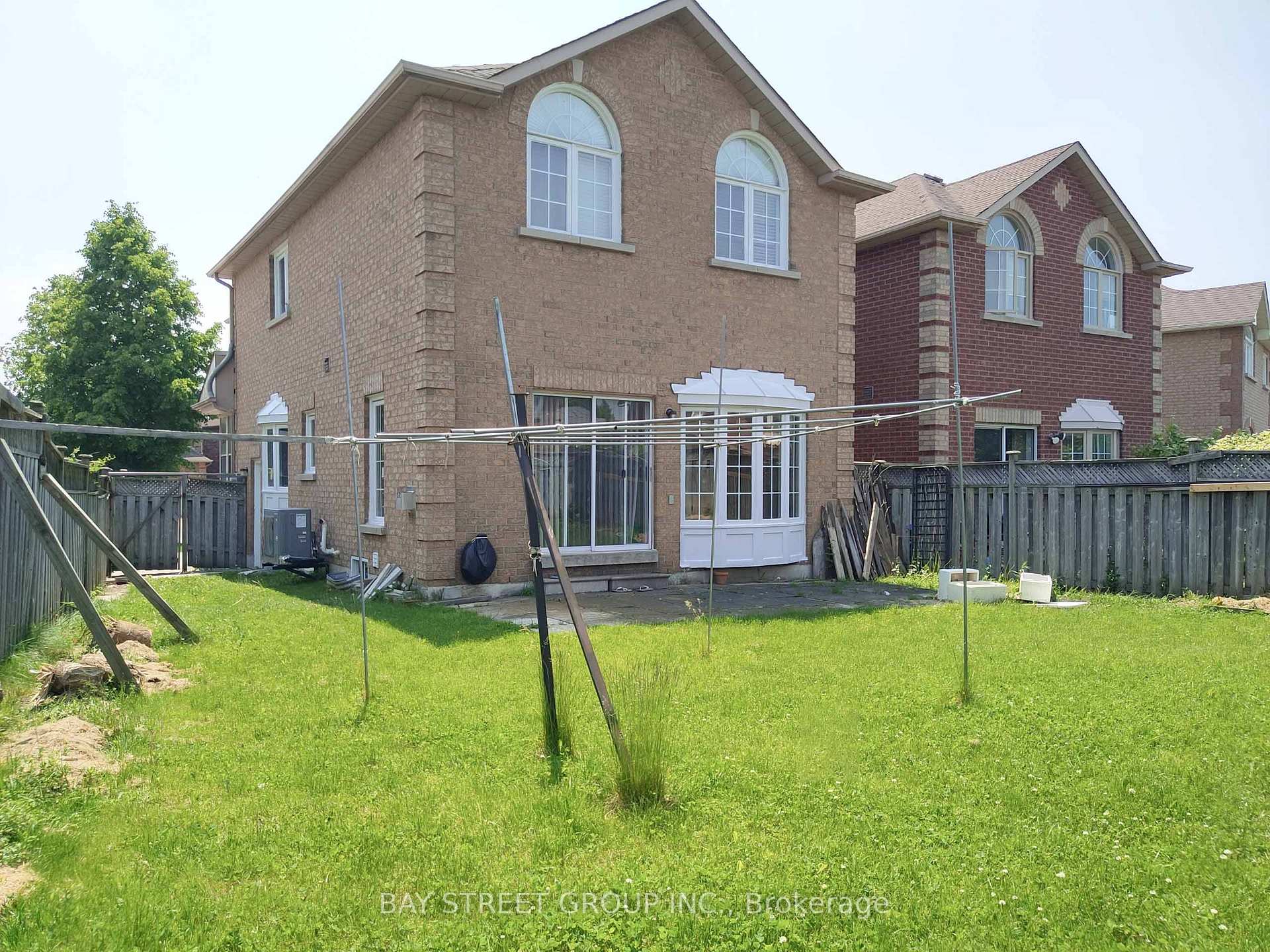 Photo 6 of 76 Greensboro Drive, Markham, Milliken Mills West — HOMEH