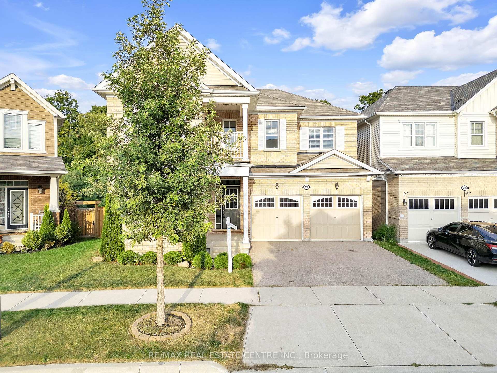 Photo 2 of 260 Shady Glen Crescent, Kitchener — HOMEH