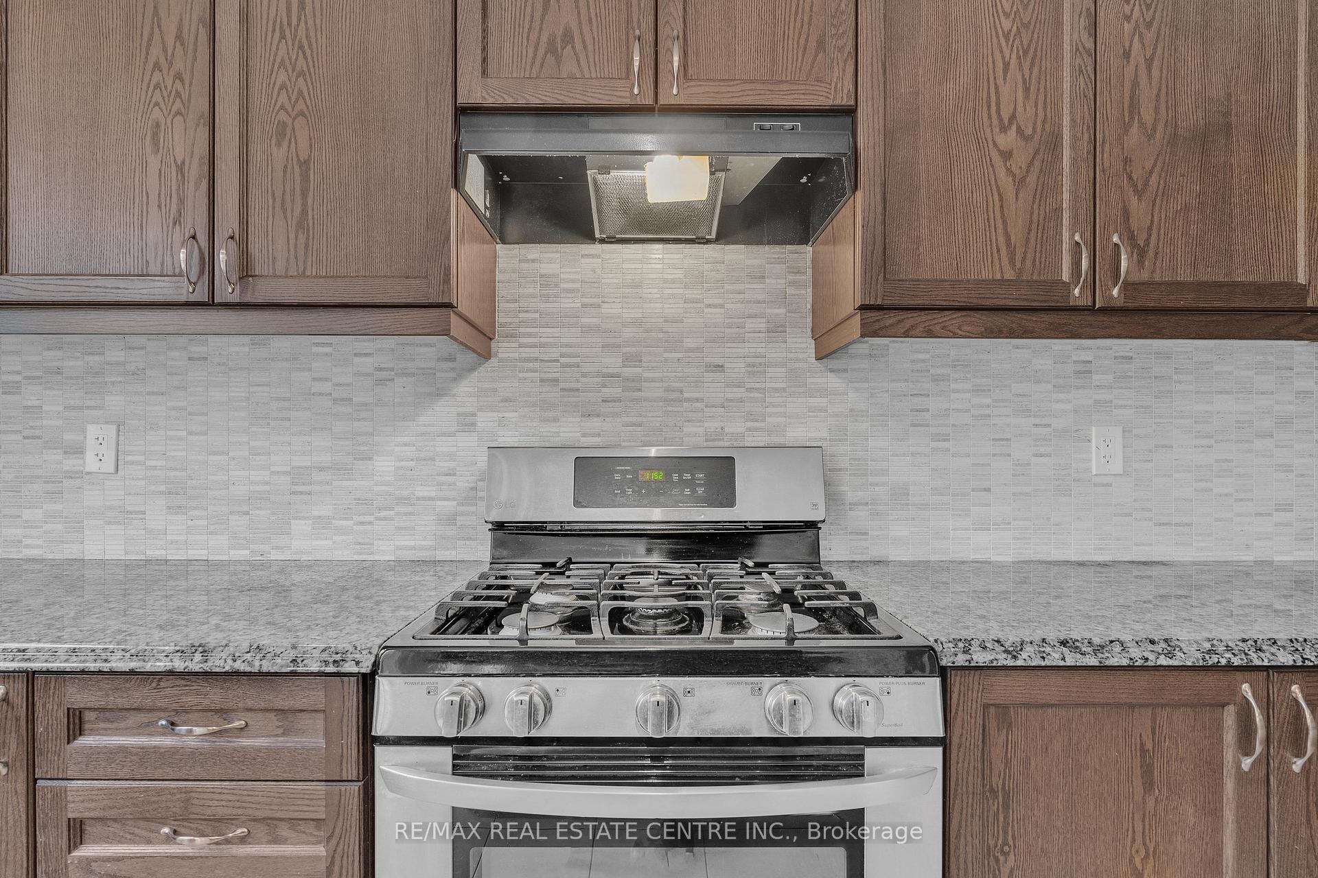 Photo 17 of 260 Shady Glen Crescent, Kitchener — HOMEH
