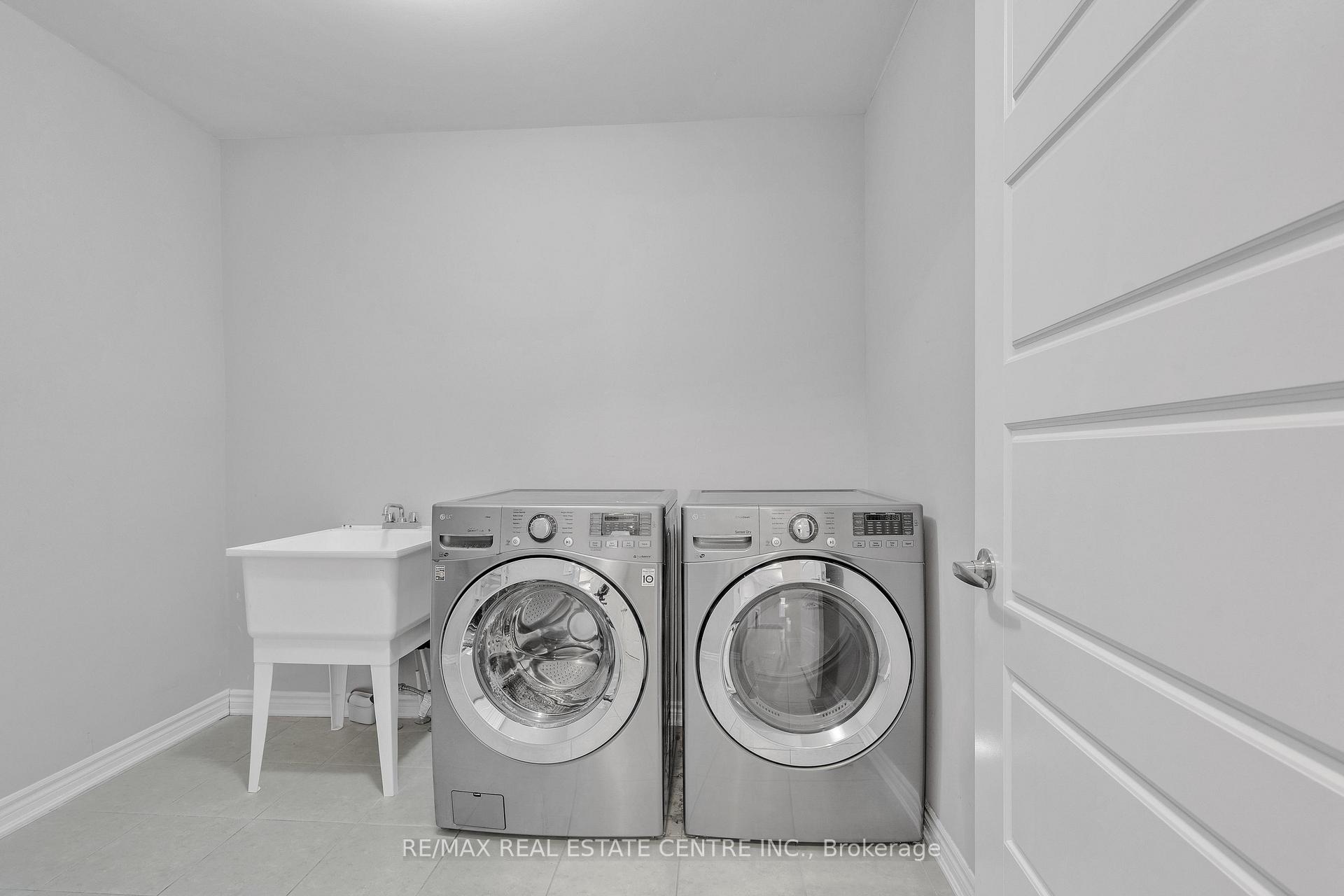 Photo 24 of 260 Shady Glen Crescent, Kitchener — HOMEH