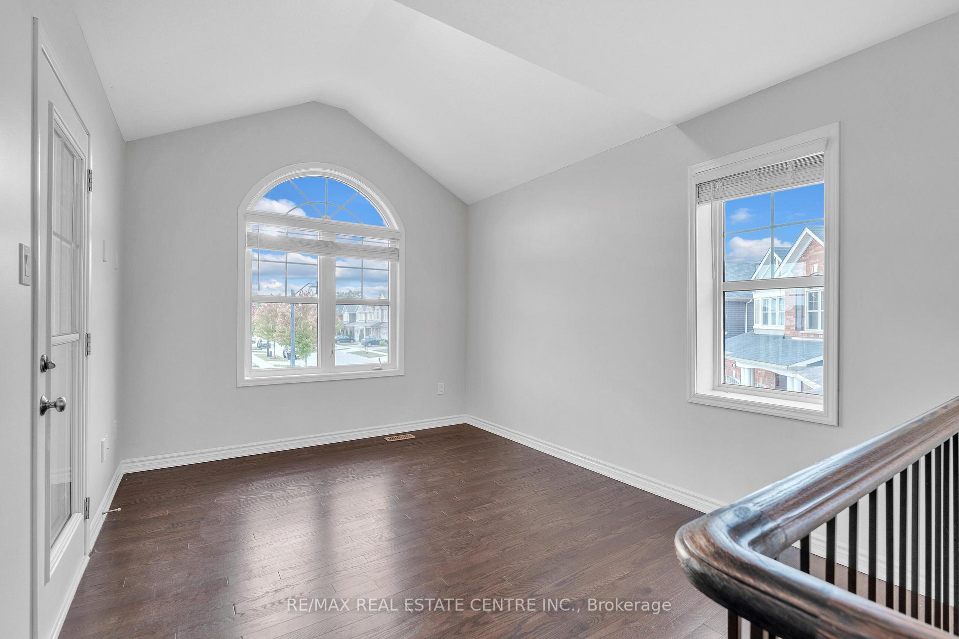 Photo 26 of 260 Shady Glen Crescent, Kitchener — HOMEH