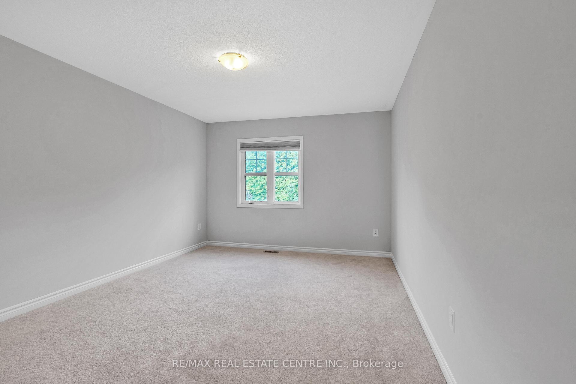 Photo 34 of 260 Shady Glen Crescent, Kitchener — HOMEH