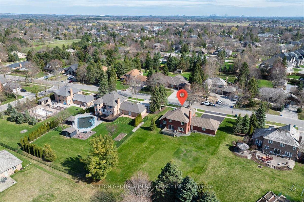 Photo 5 of 106 Sheardown Drive, King, Nobleton — HOMEH