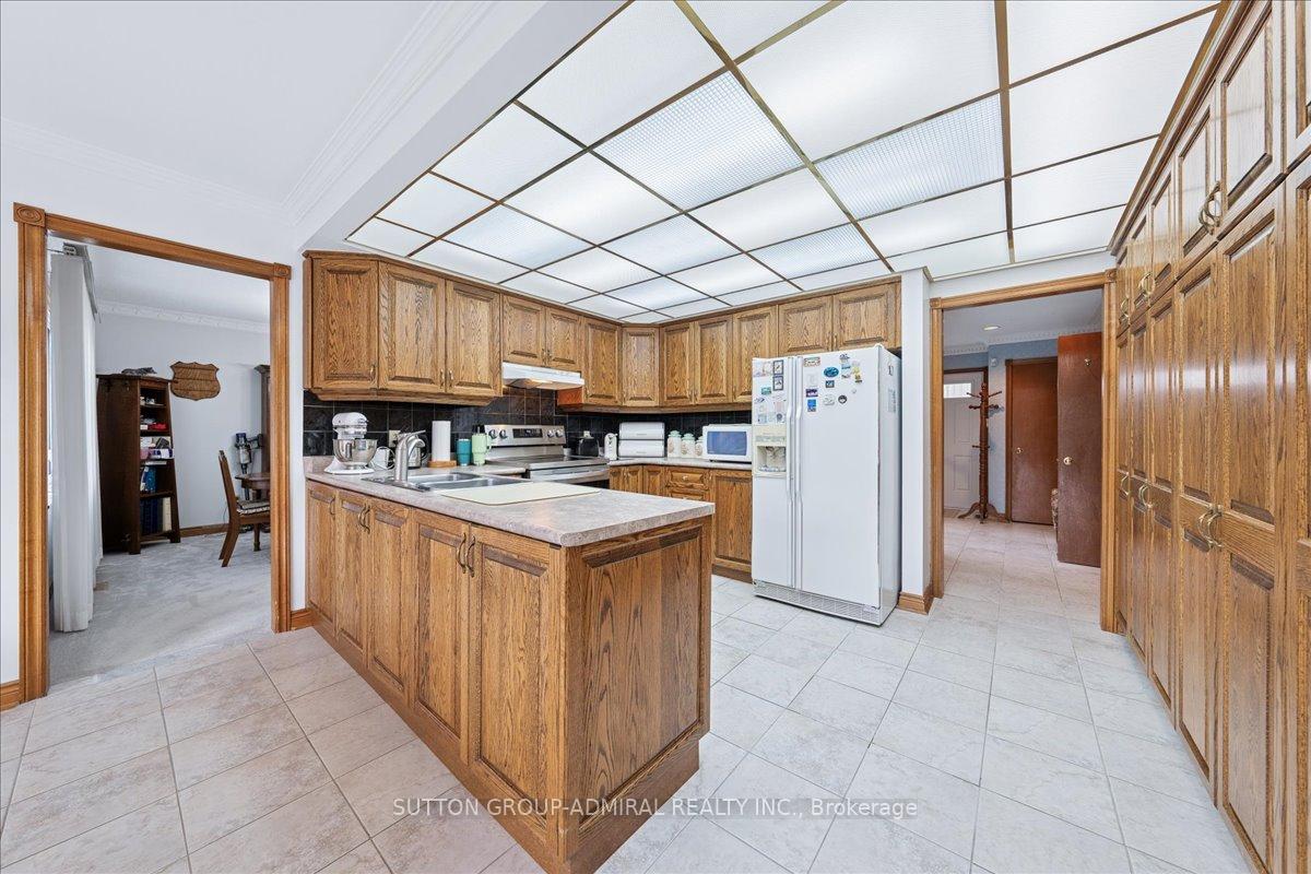 Photo 15 of 106 Sheardown Drive, King, Nobleton — HOMEH