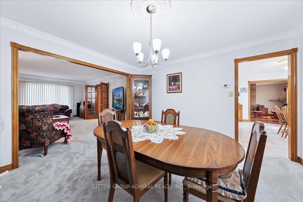 Photo 18 of 106 Sheardown Drive, King, Nobleton — HOMEH