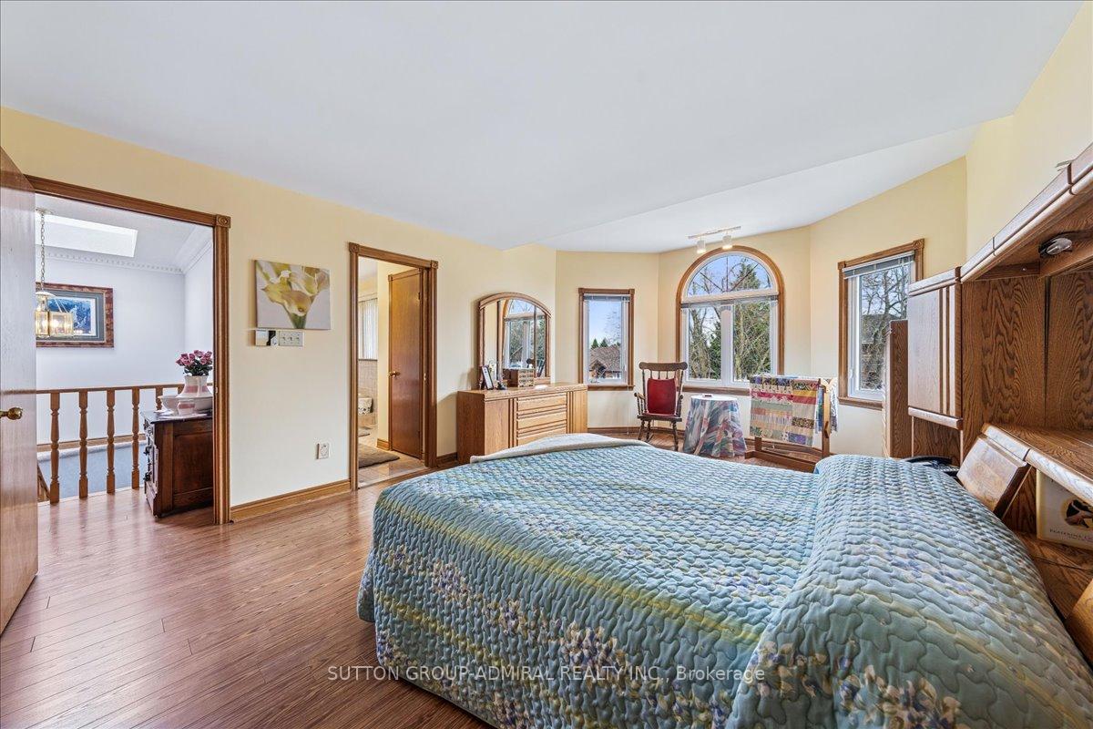 Photo 24 of 106 Sheardown Drive, King, Nobleton — HOMEH
