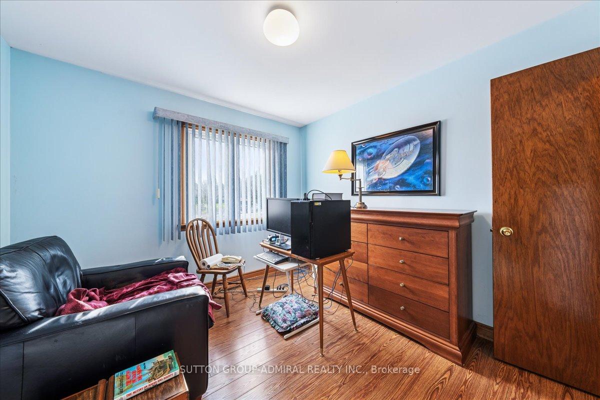 Photo 31 of 106 Sheardown Drive, King, Nobleton — HOMEH