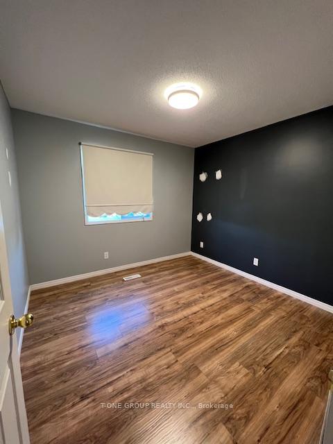 Photo 14 of 1012 Redwood Crescent, Kingston, City Northwest — HOMEH