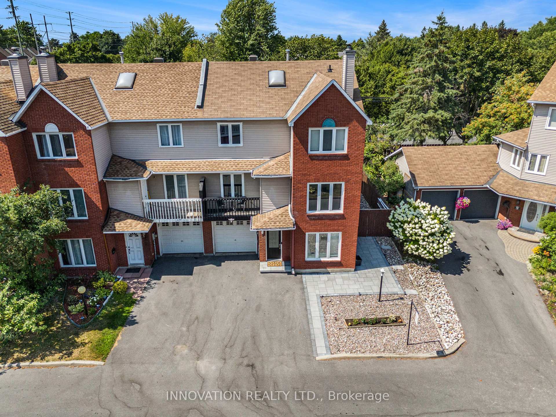 Photo 2 of 7 Berton Place, Ottawa, Kanata - Katimavik — HOMEH