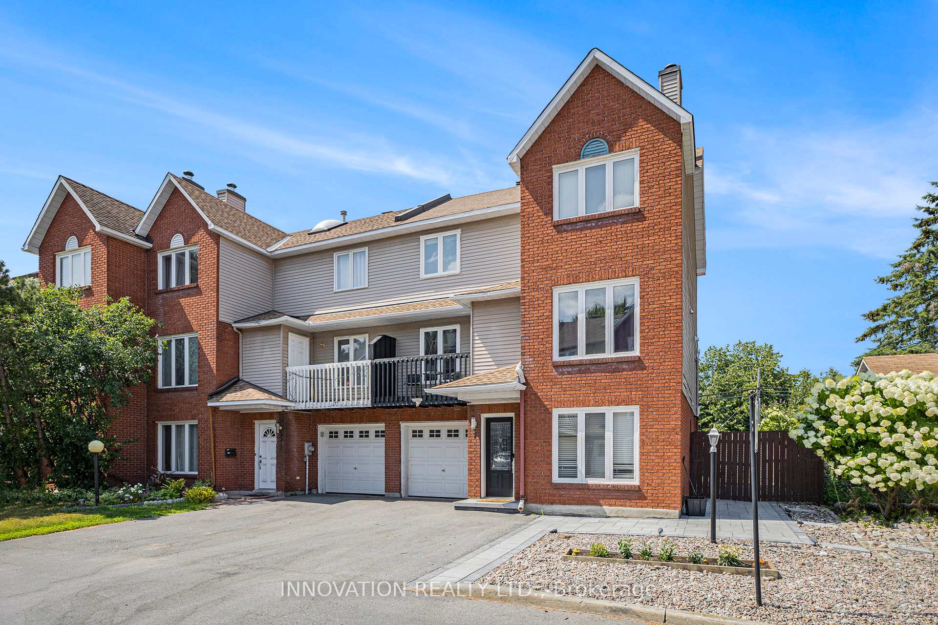 Photo 3 of 7 Berton Place, Ottawa, Kanata - Katimavik — HOMEH
