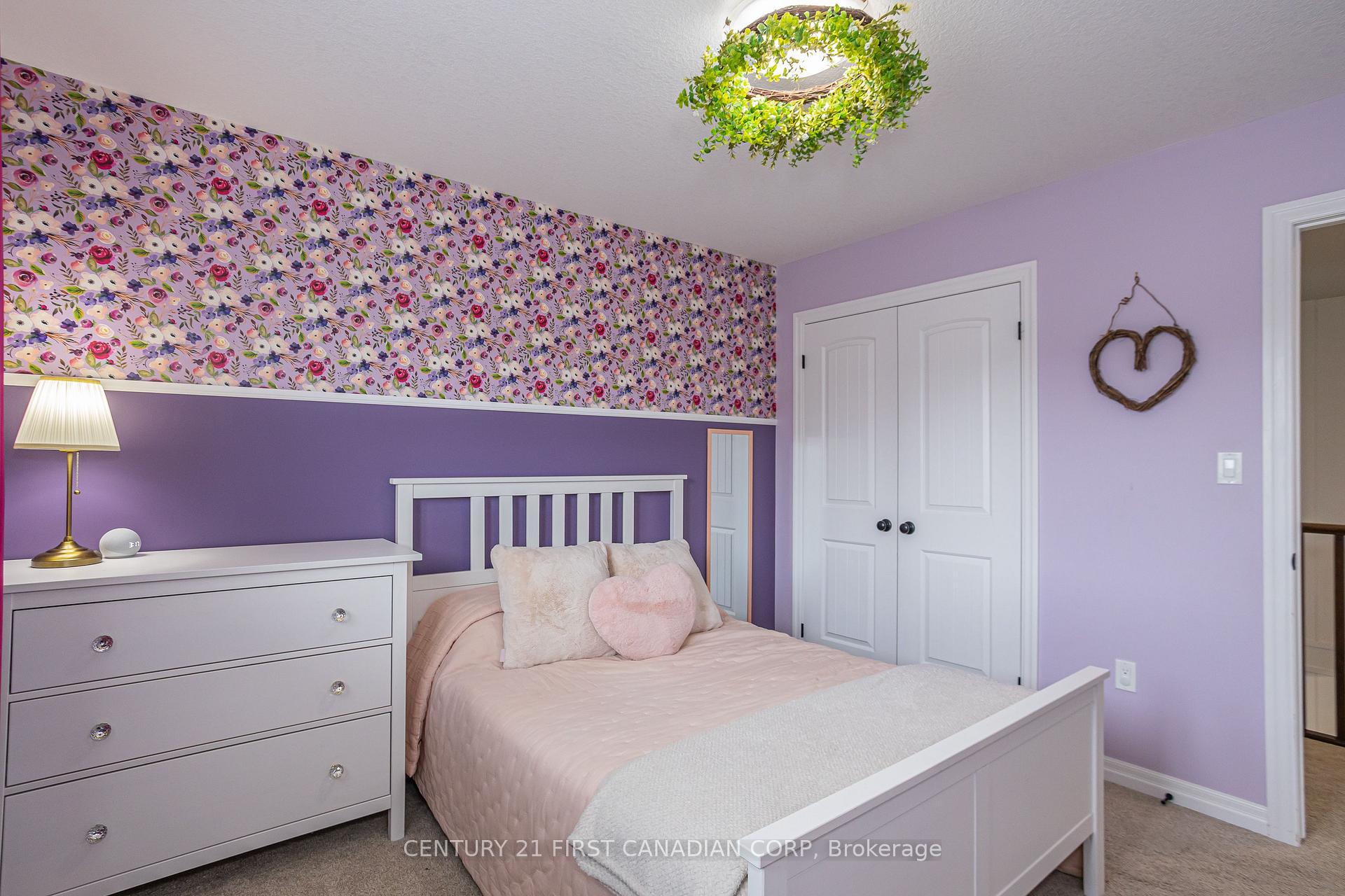 Photo 30 of 154 Watson Street, Lucan Biddulph, Lucan — HOMEH
