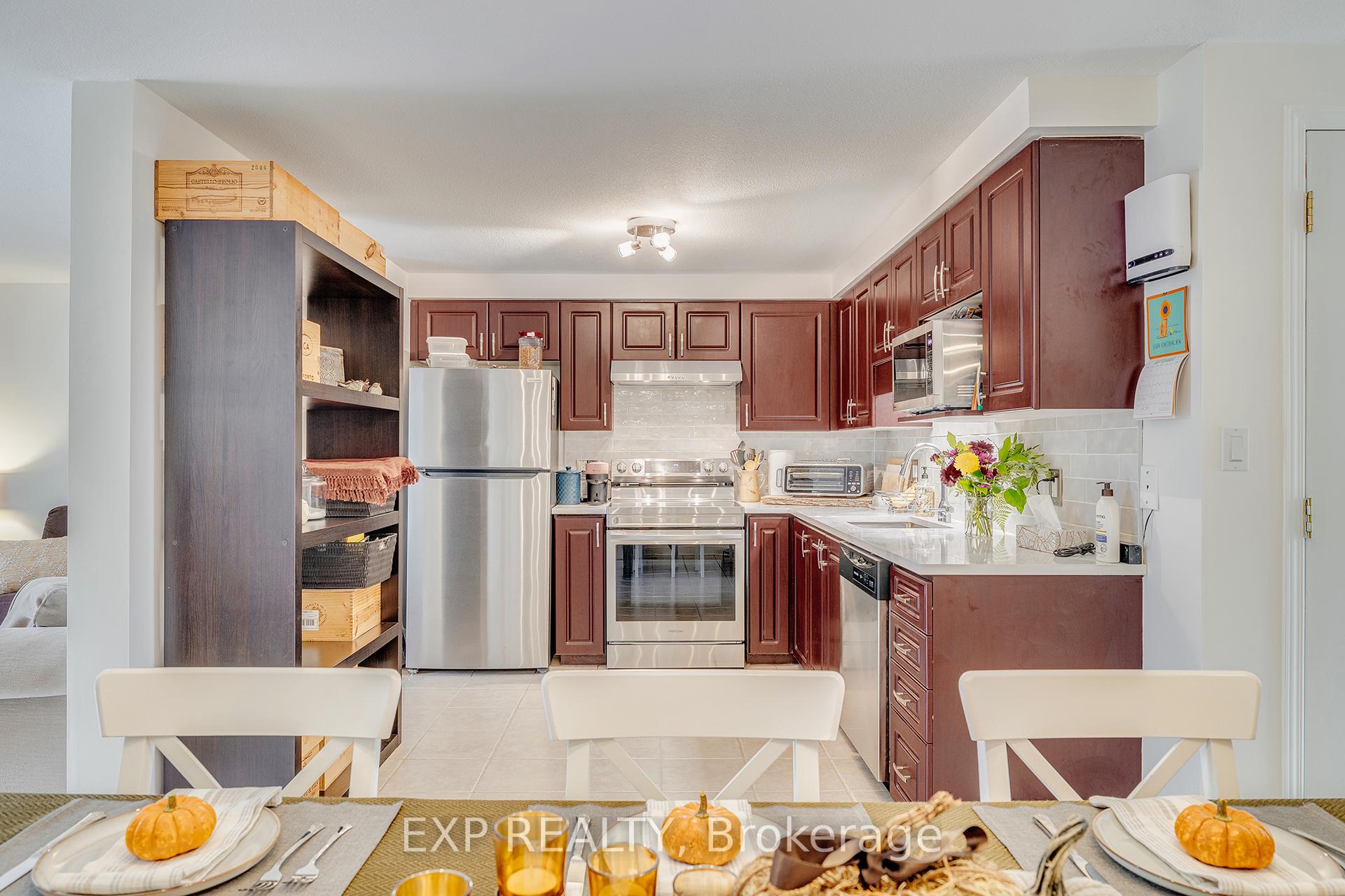 Photo 5 of 220 Prosperity Drive, Kitchener — HOMEH