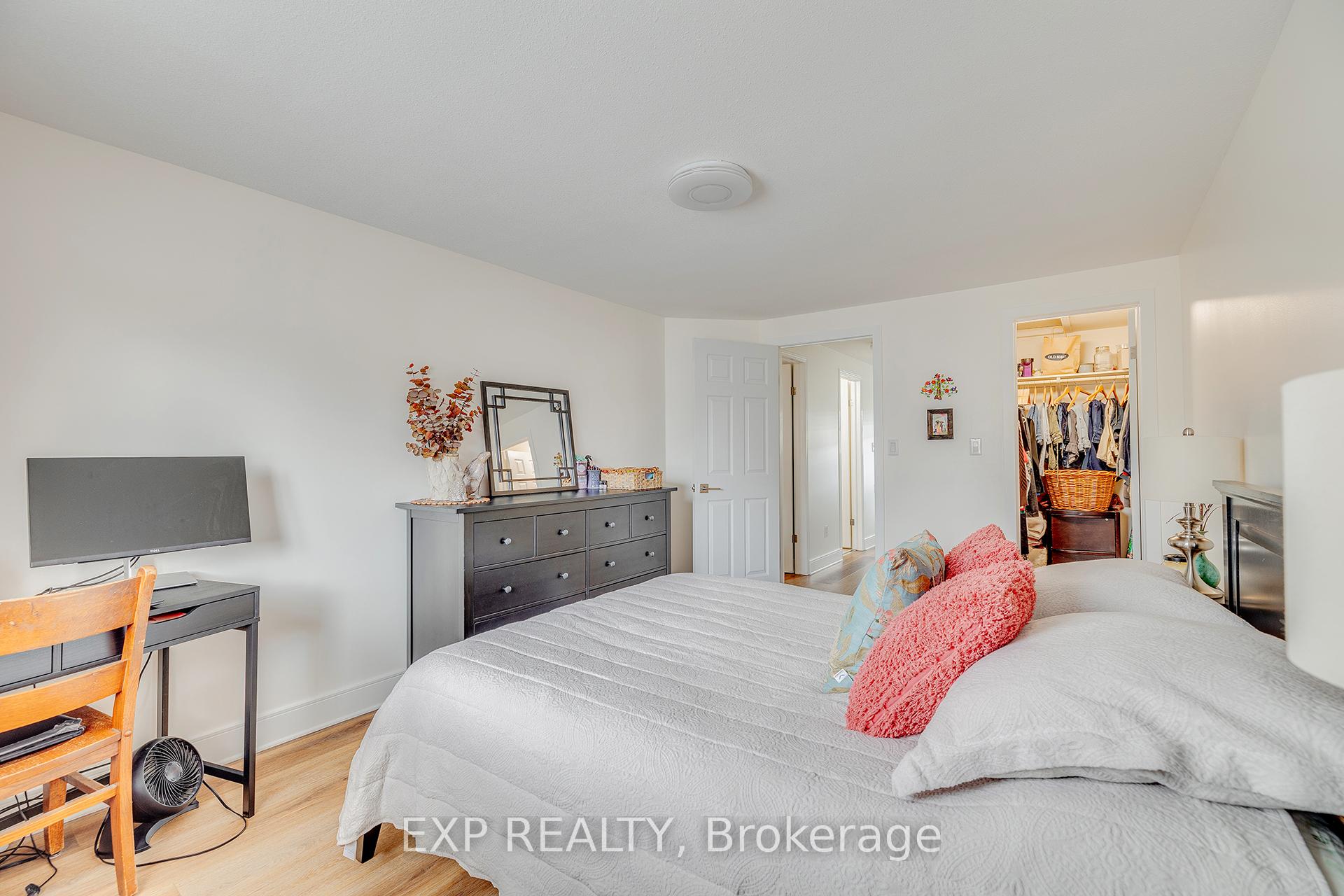 Photo 15 of 220 Prosperity Drive, Kitchener — HOMEH