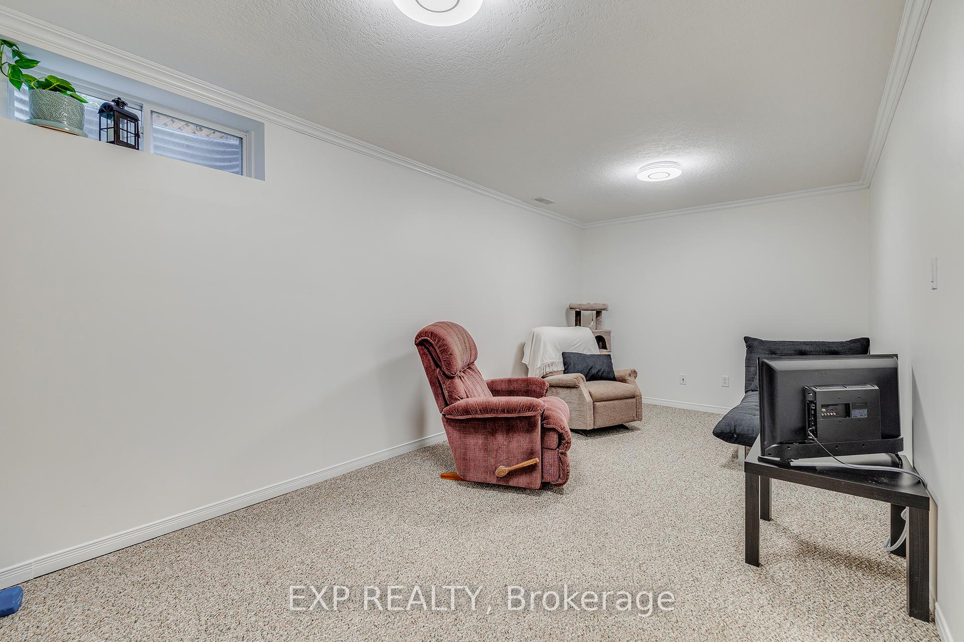 Photo 21 of 220 Prosperity Drive, Kitchener — HOMEH