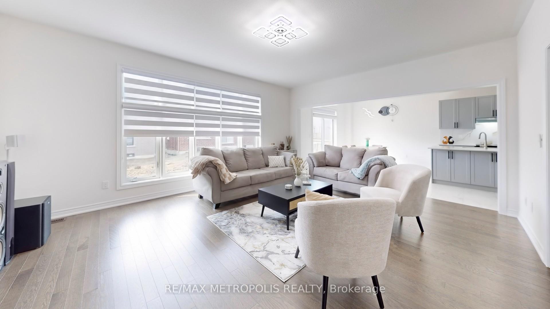 Photo 8 of 1315 Davis Loop, Innisfil, Lefroy — HOMEH